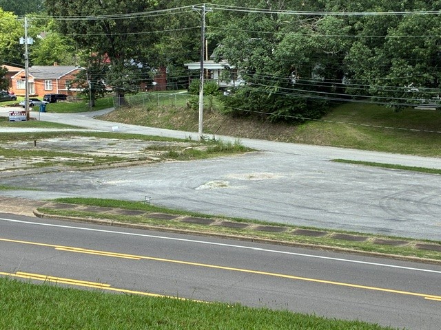129 S Forrest Ave Property Photo 4
