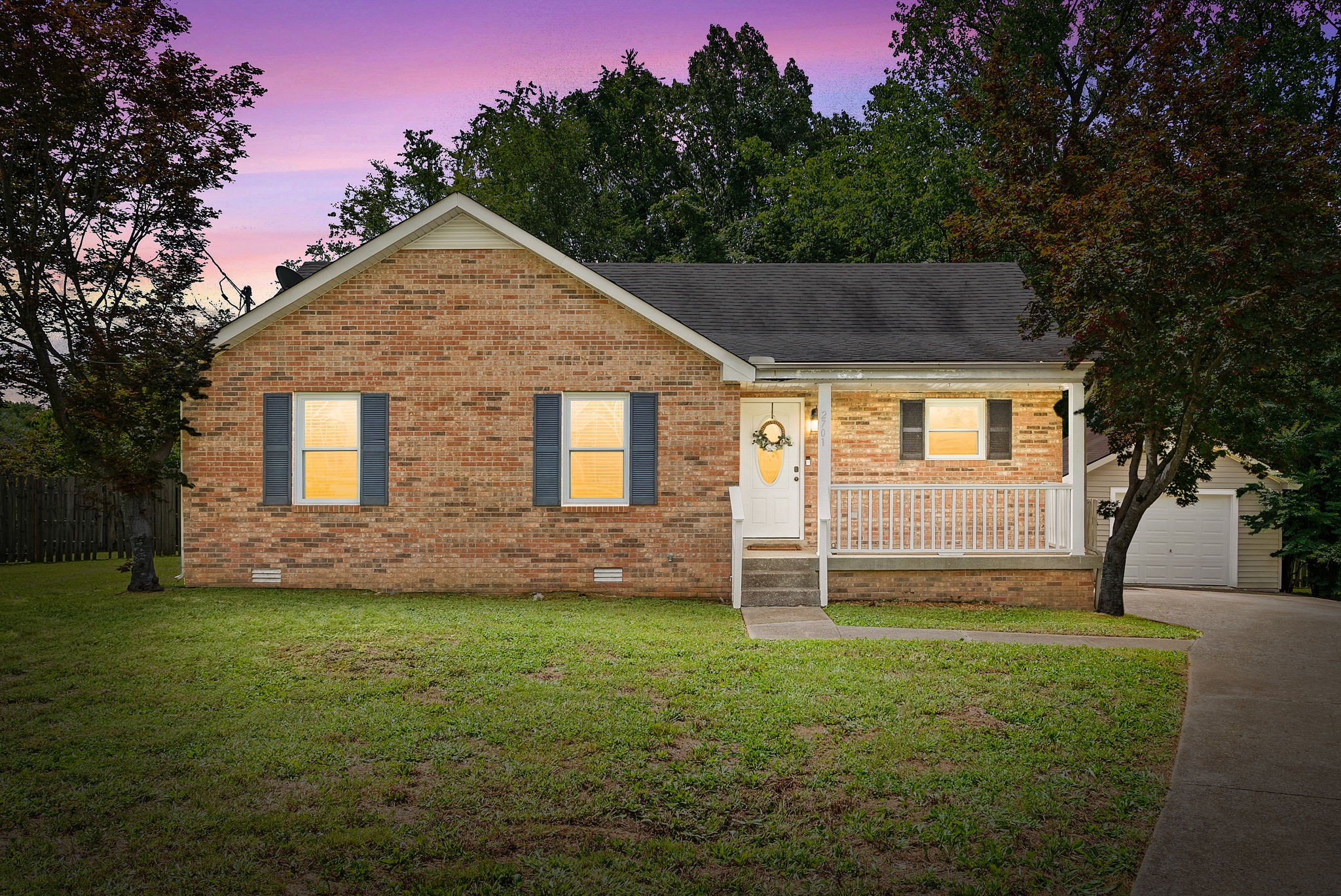2701 E Copeland Court Property Photo 1