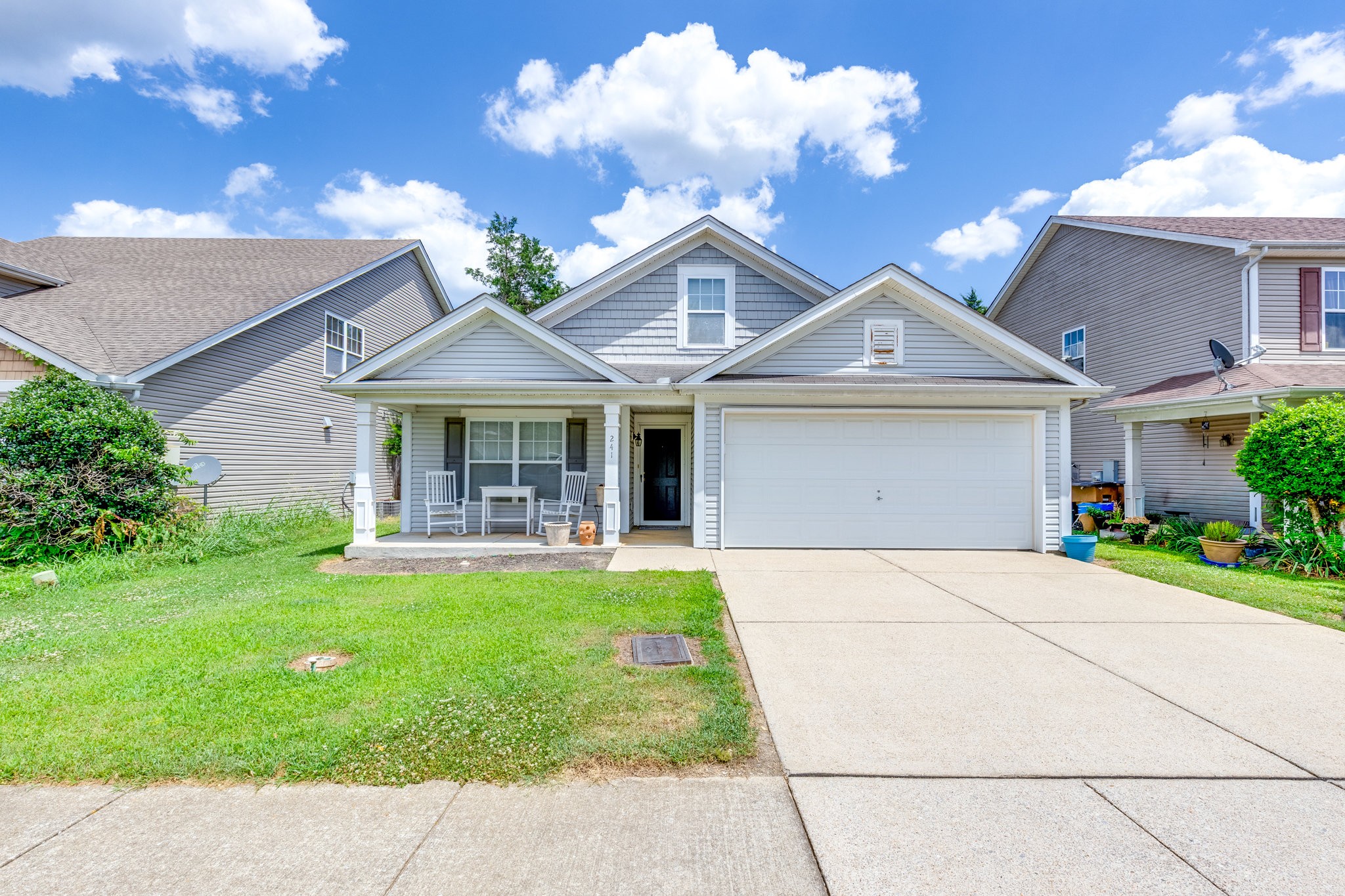 241 Maxwell Pl