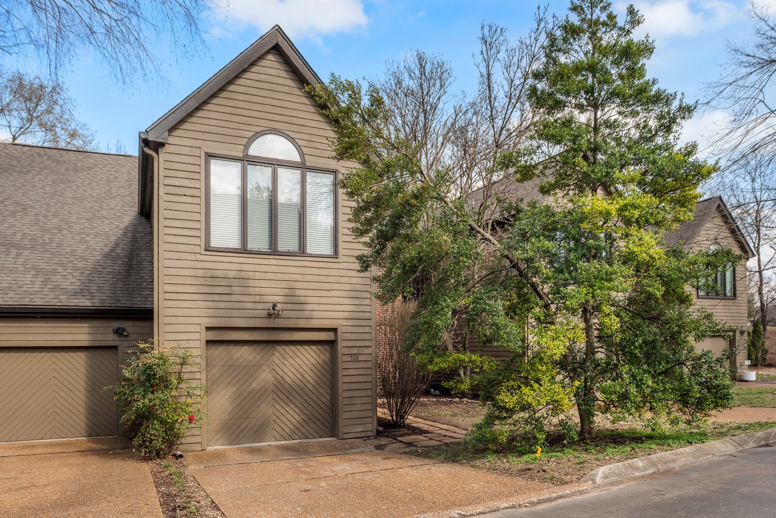 708 Harpeth Trace Dr Property Photo 1