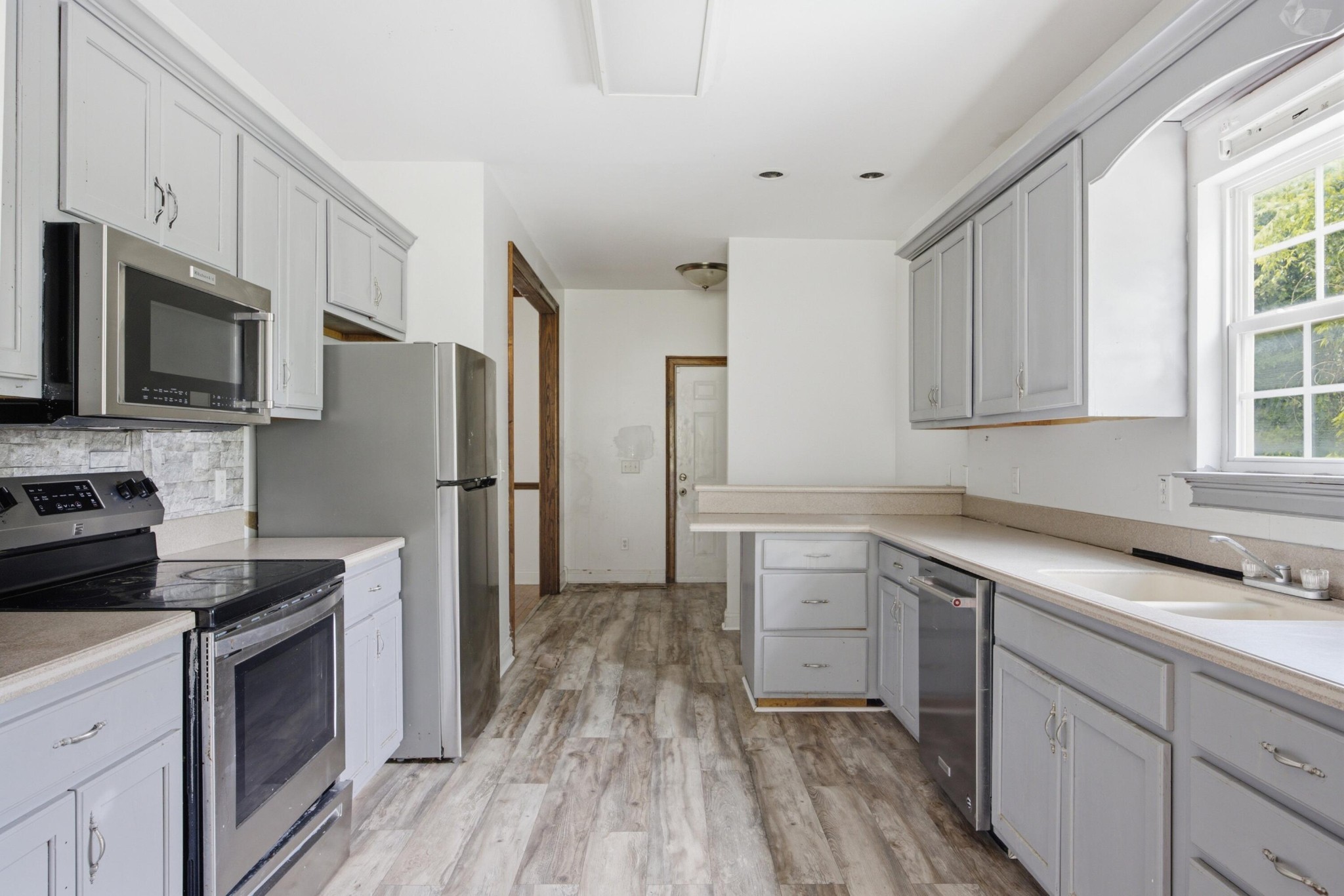 116 Talley Road Property Photo 8