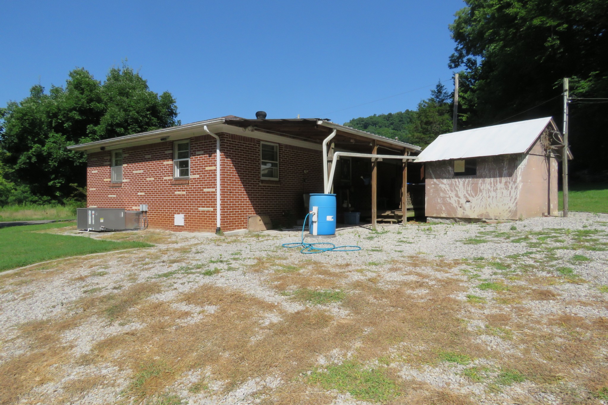 1757 Wet Mill Creek Rd Property Photo 12