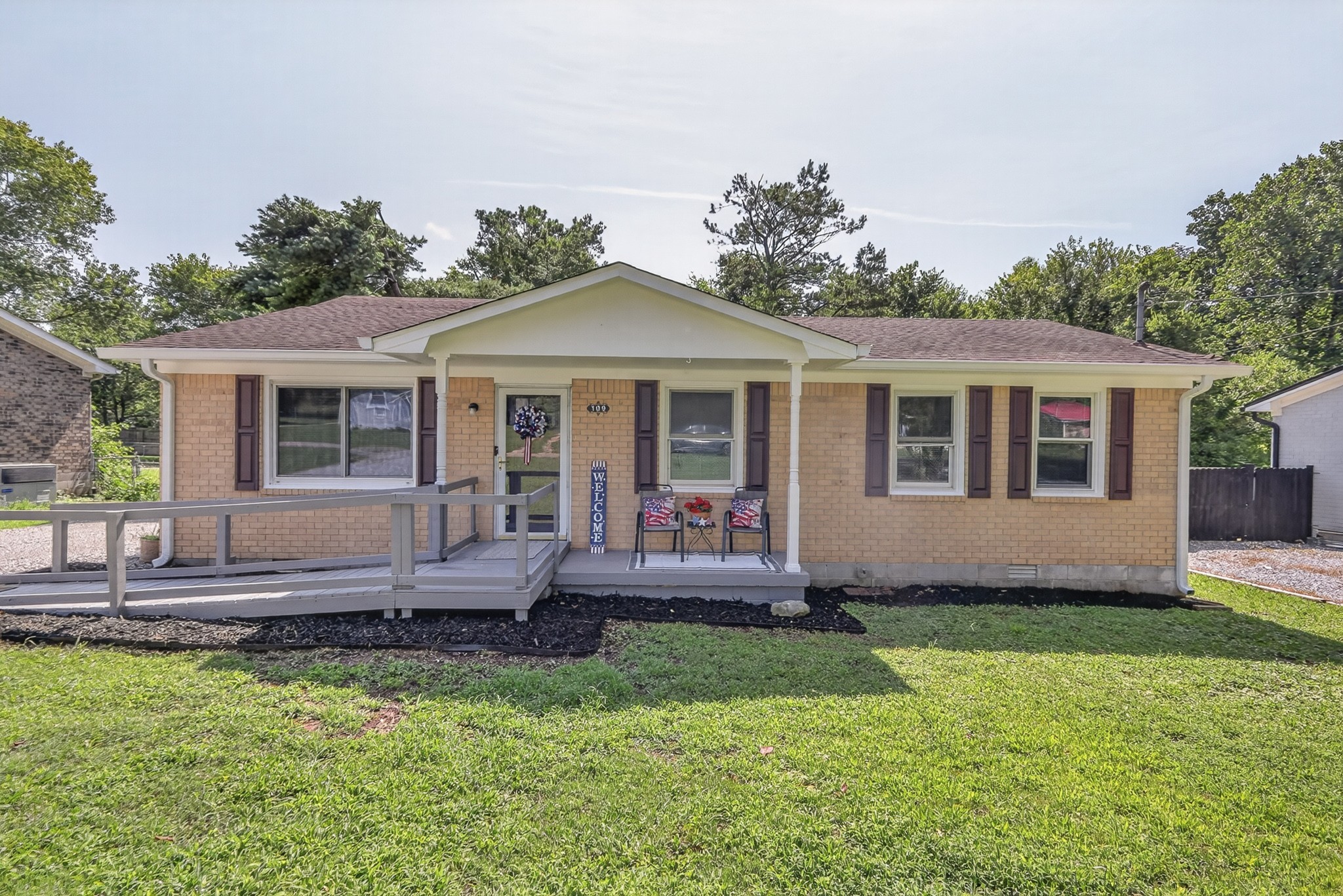 109 Amber Lynn Cir Property Photo 1