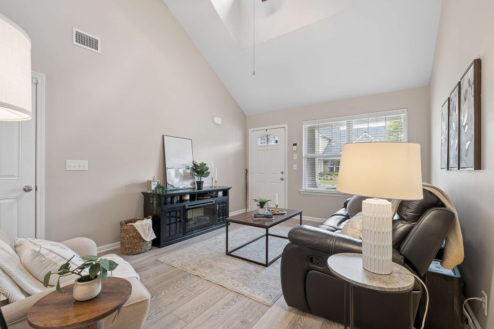 4427 Prometheus Way Property Photo 7