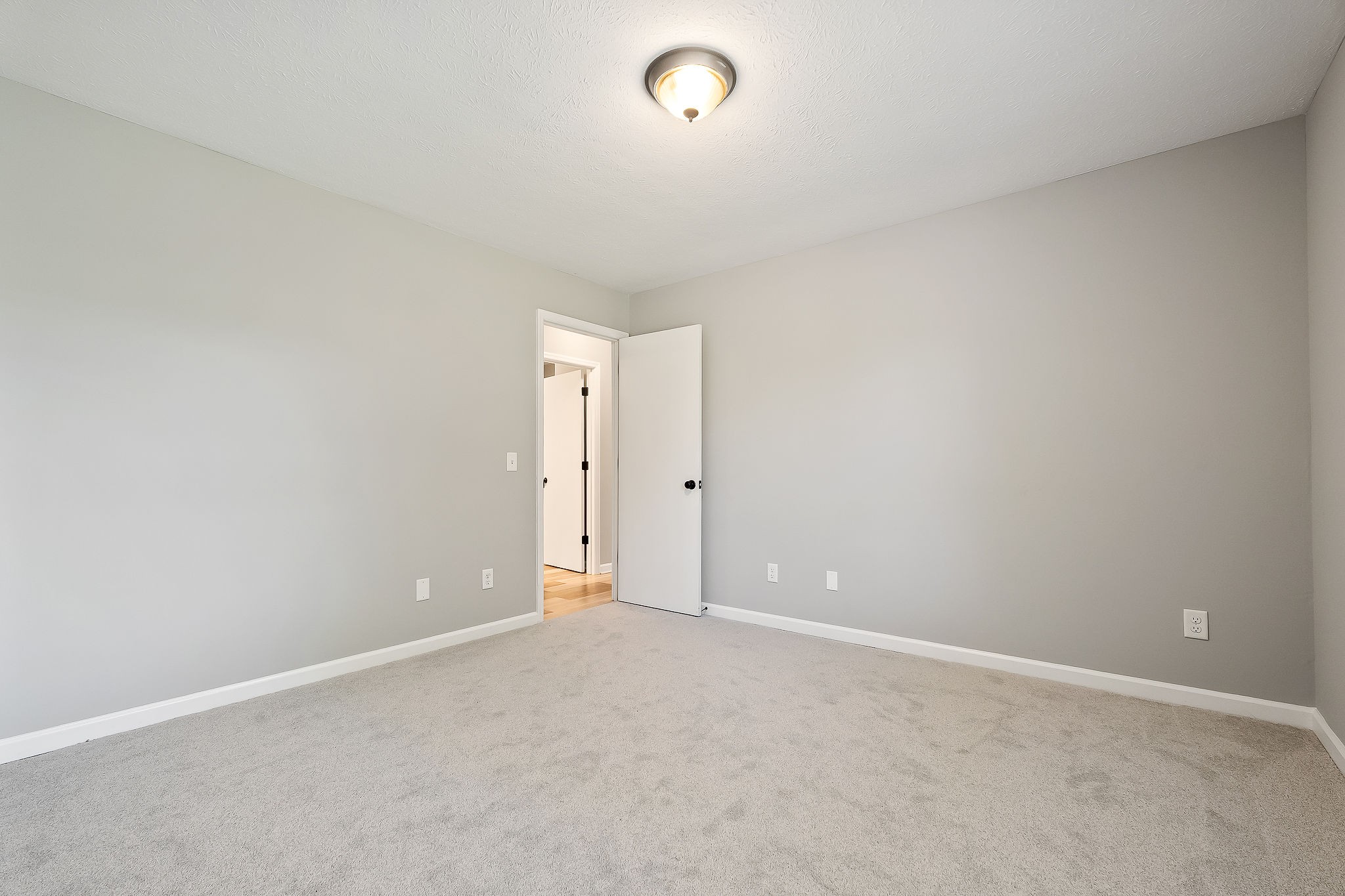 3422 Southmeade Dr Property Photo 16