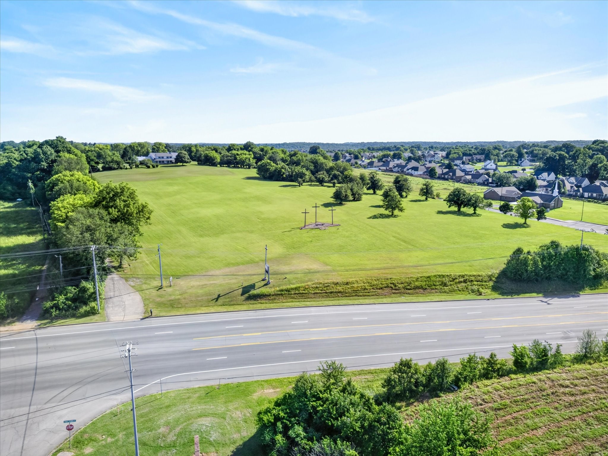 1231 Tiny Town Rd Property Photo 3