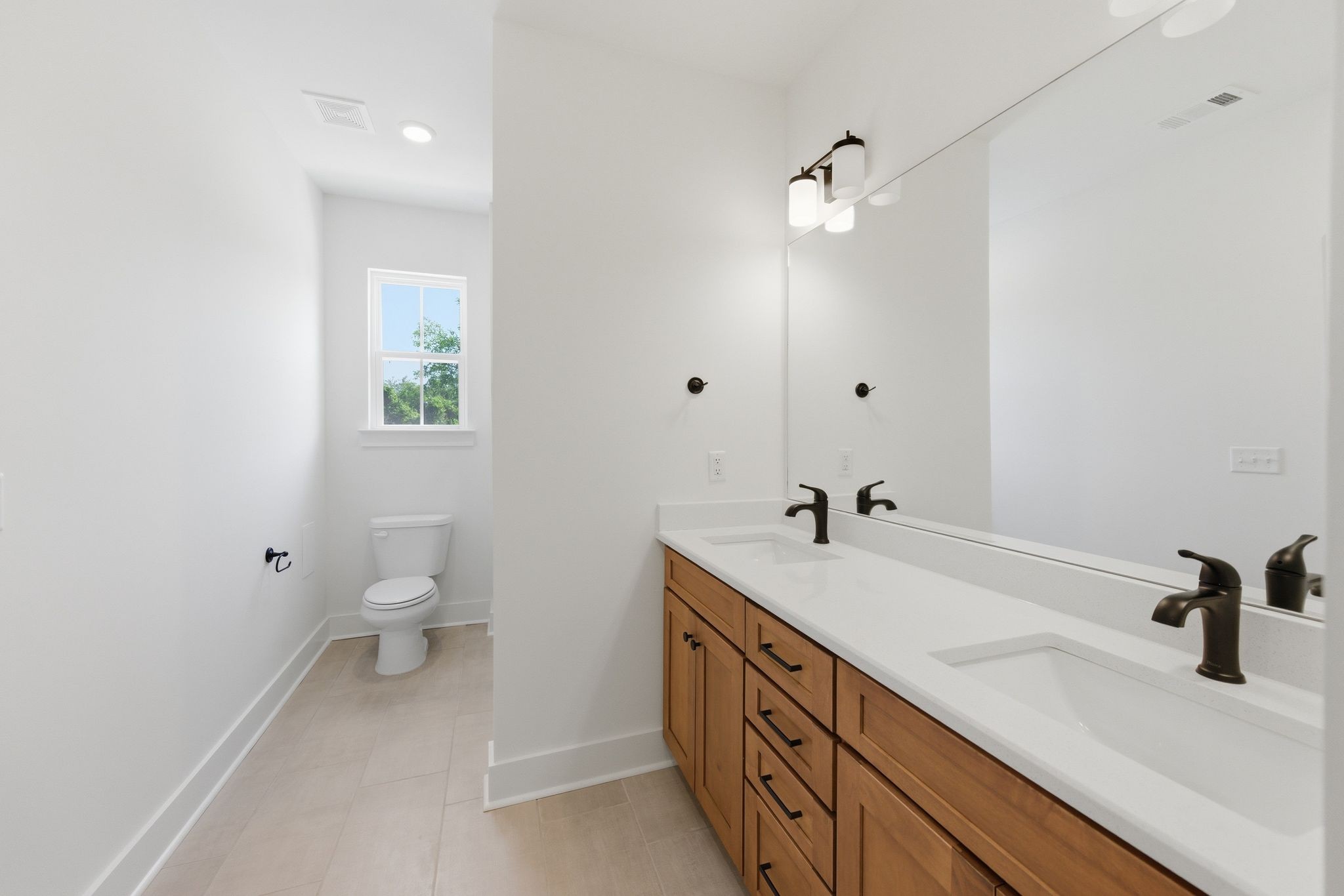 140 Nearwater Place Property Photo 15