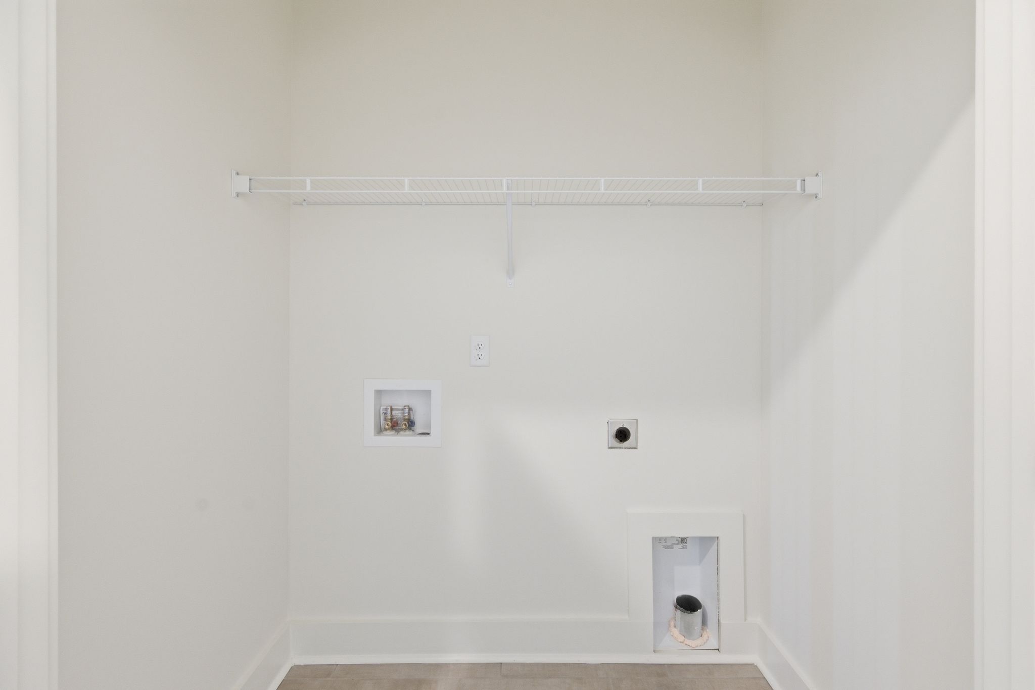 140 Nearwater Place Property Photo 20