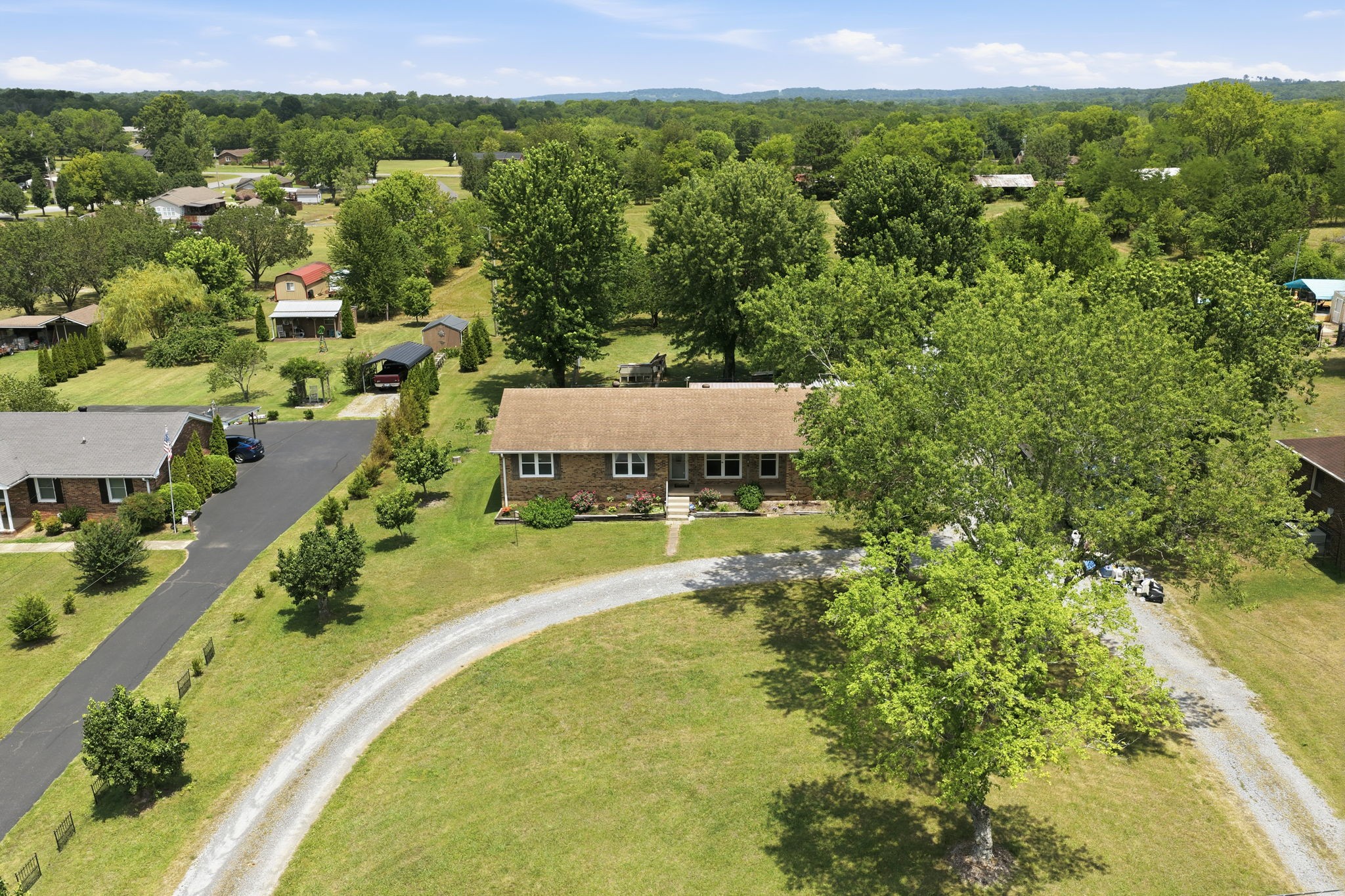 1024 Rome Pike Property Photo 2