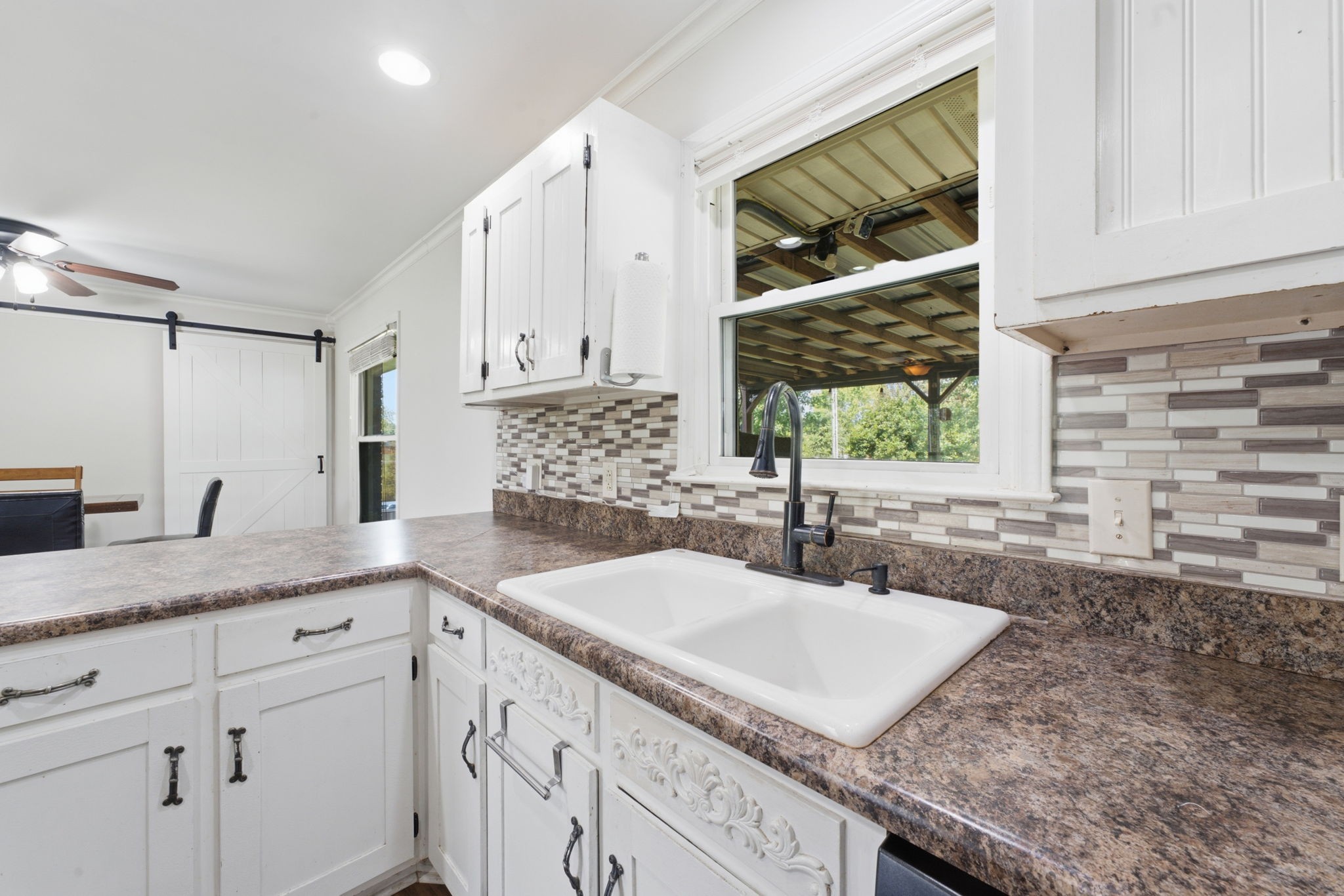 1024 Rome Pike Property Photo 14