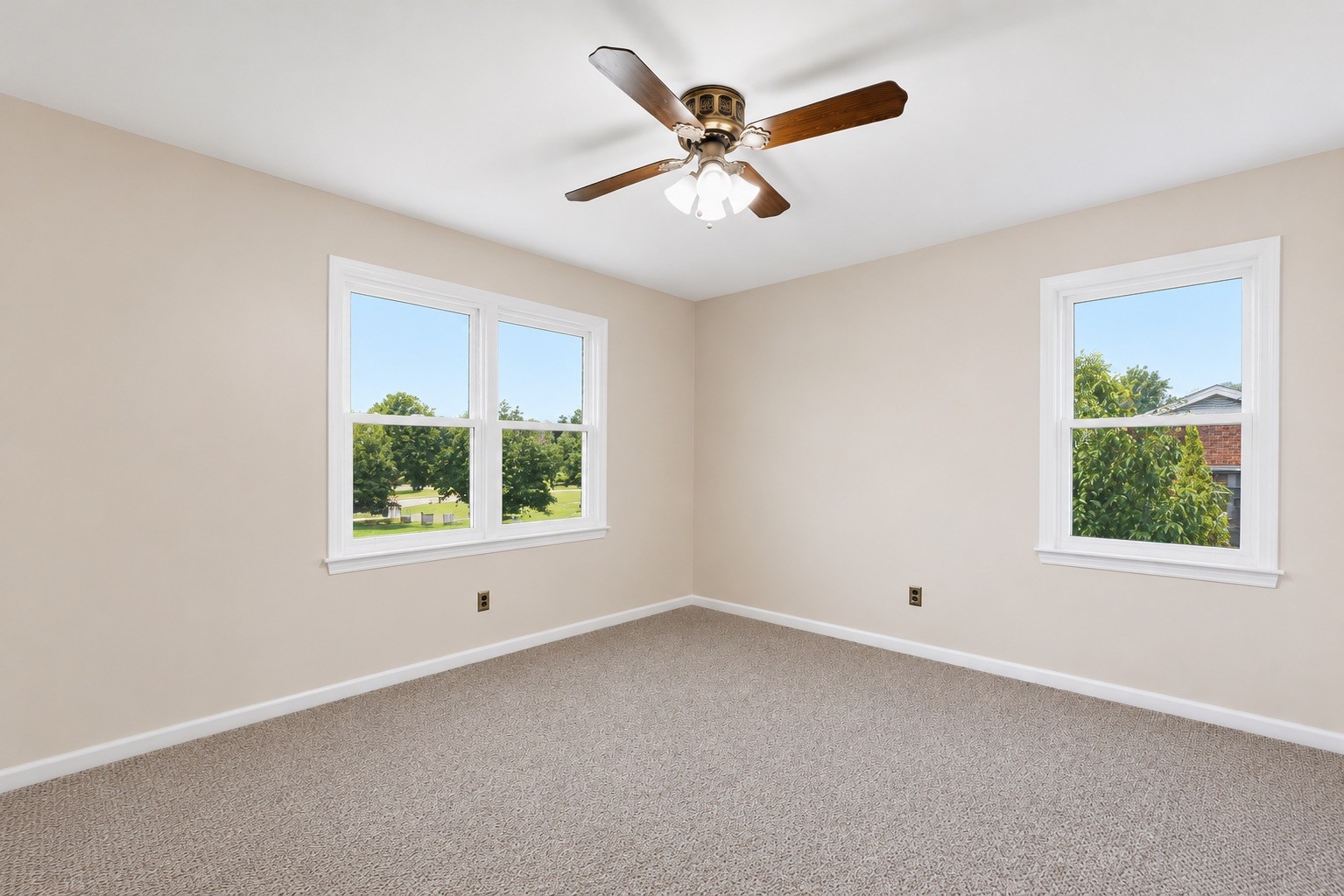 1024 Rome Pike Property Photo 24