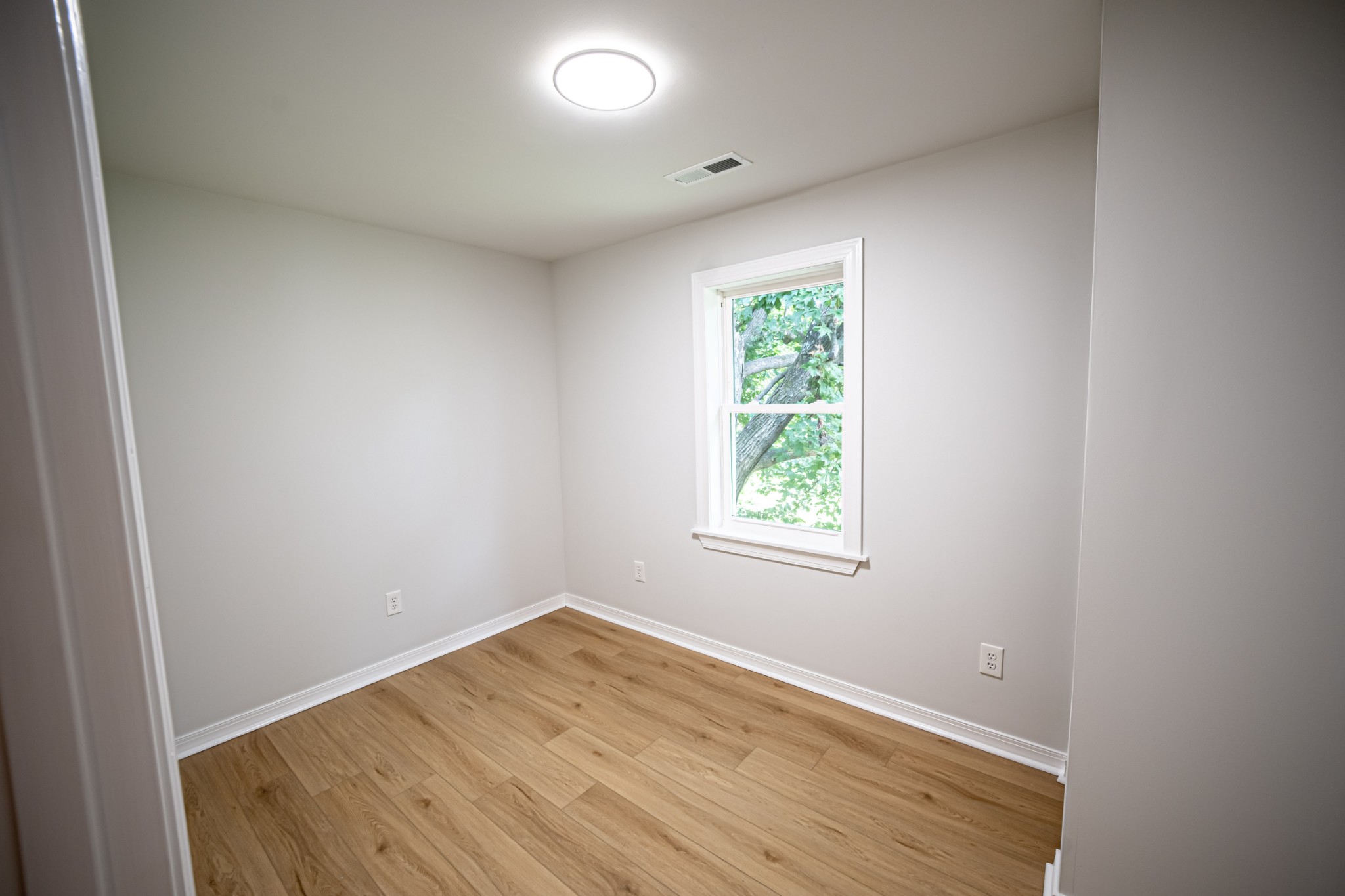 254 Dupont Ave Property Photo 20