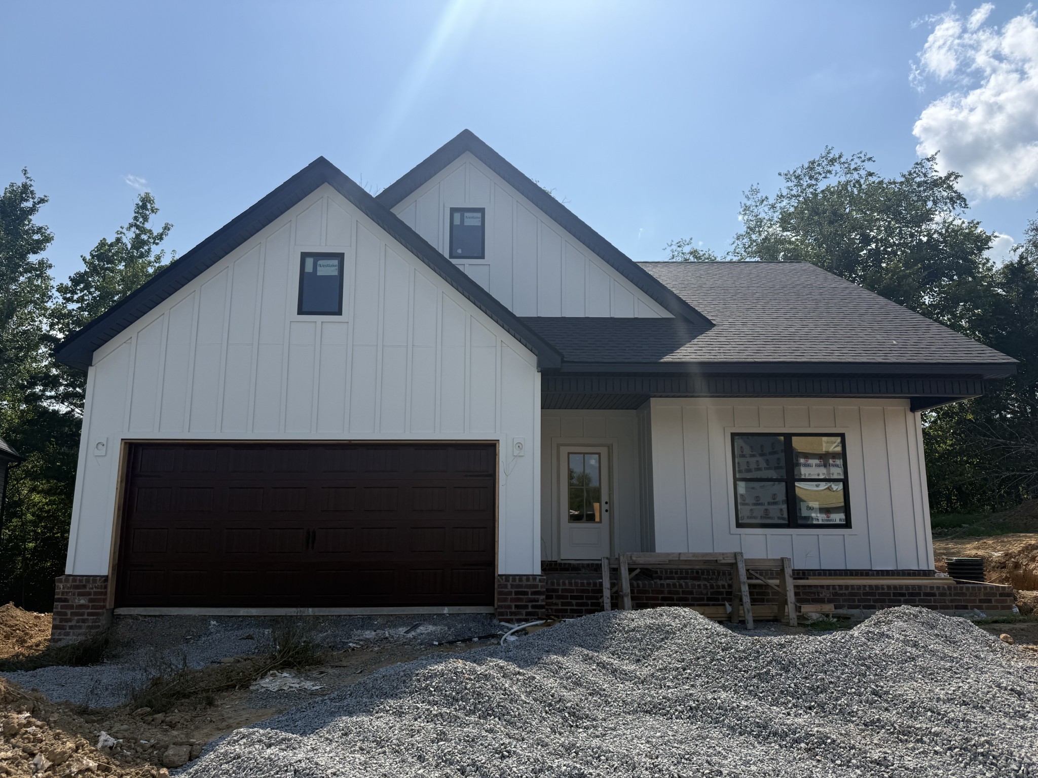 80 Fox Dr Property Photo 1