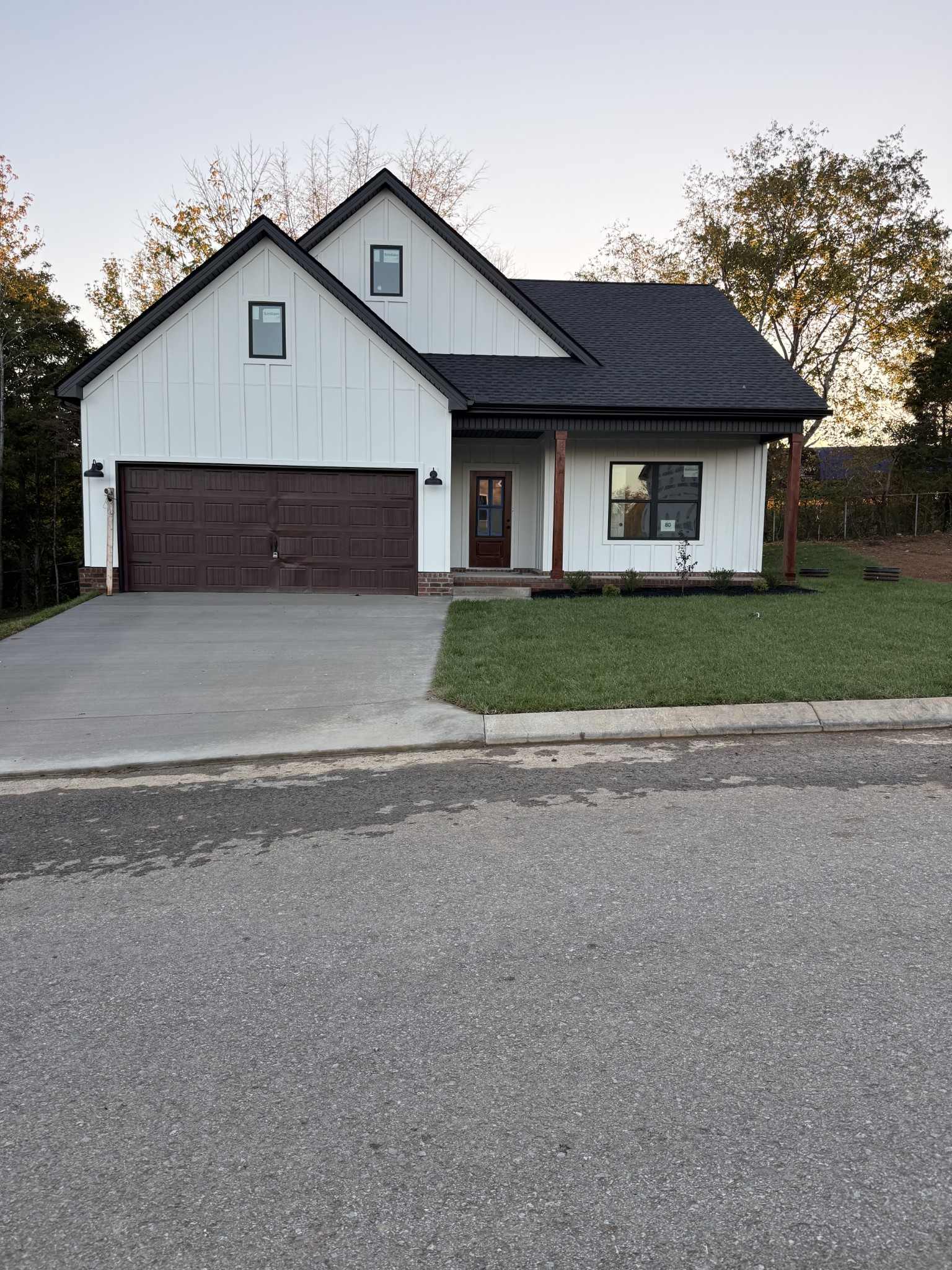 1095 Fox Dr Property Photo 1