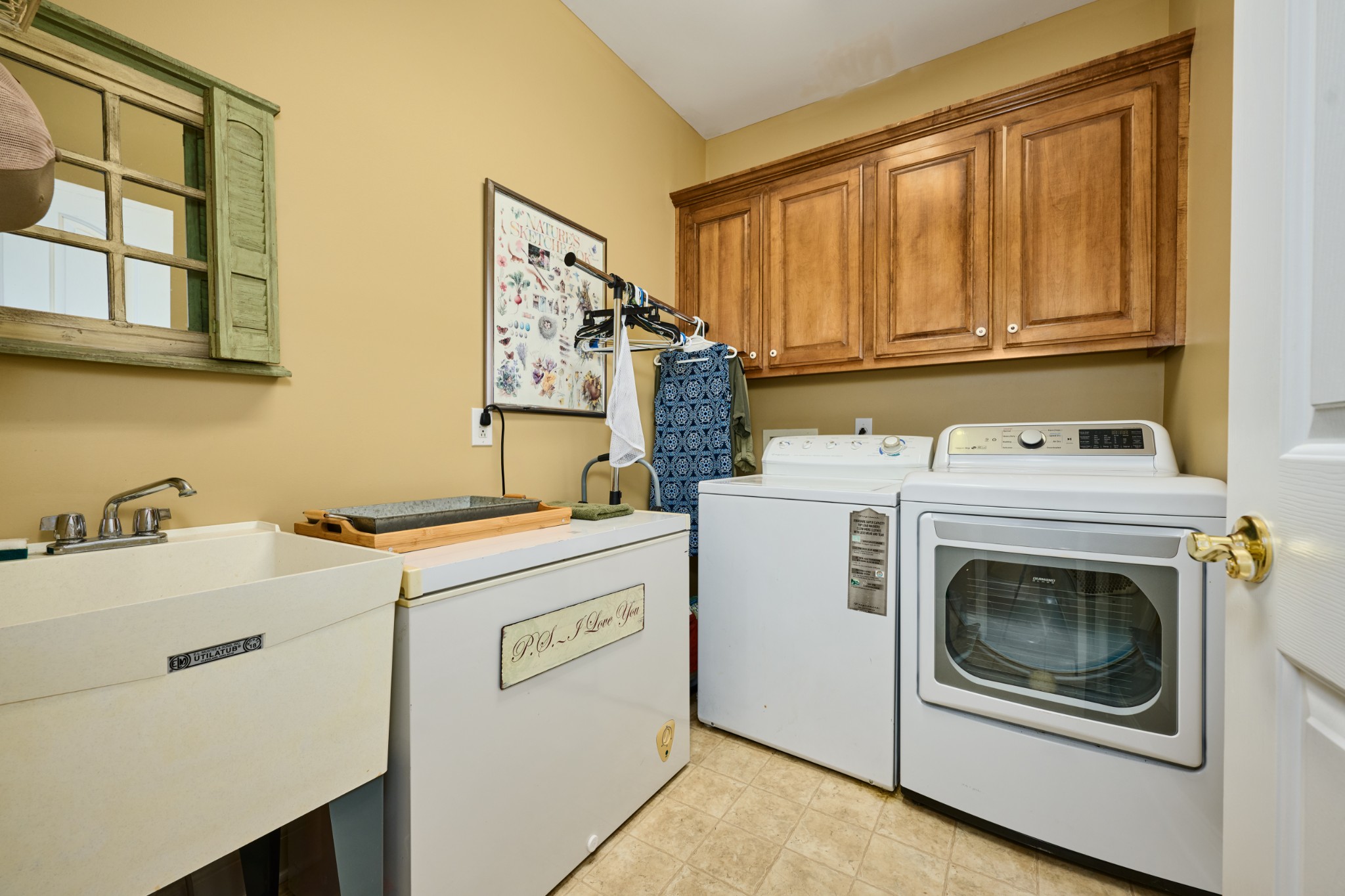 413 Founders Ct Property Photo 44