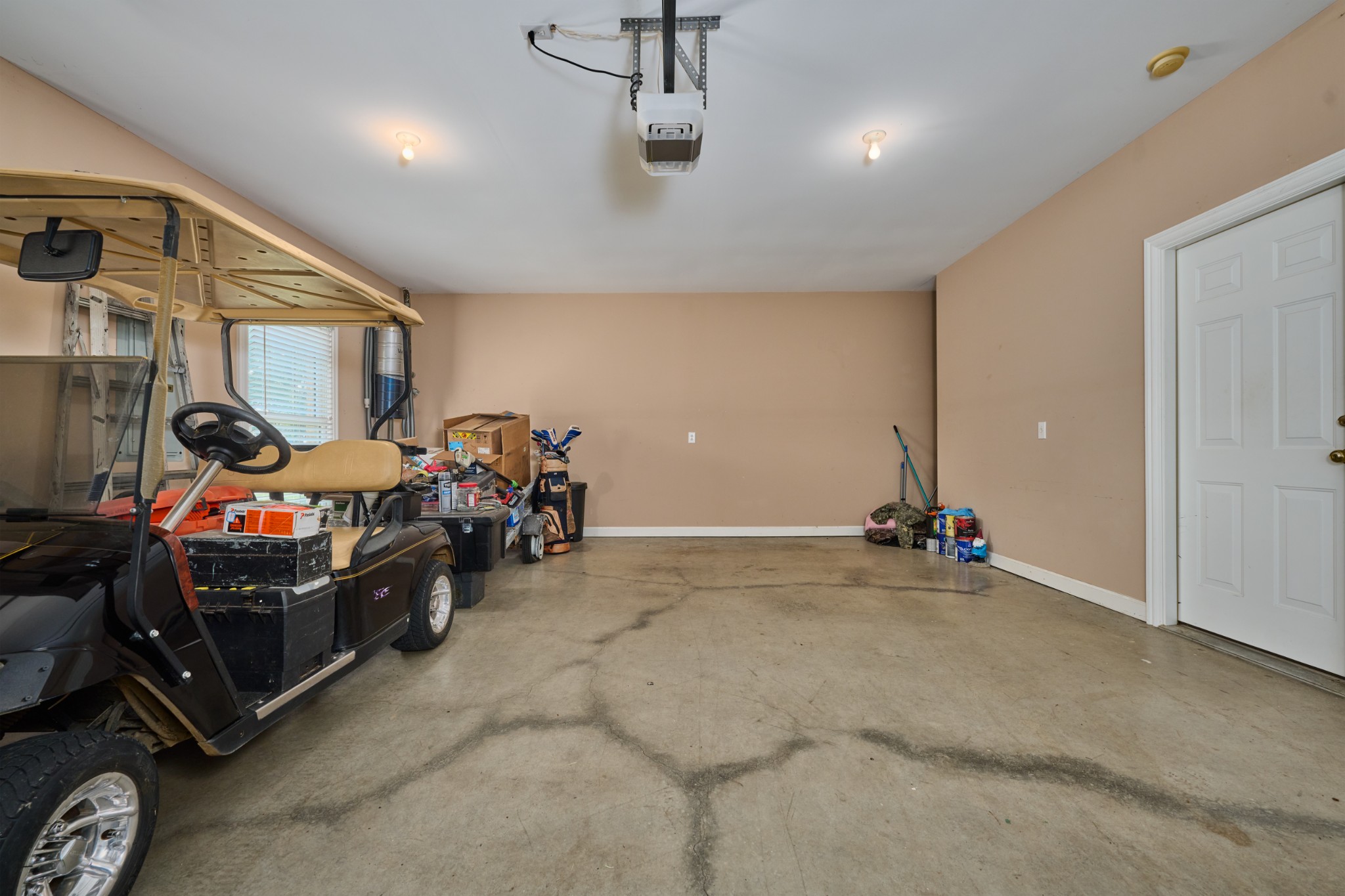 413 Founders Ct Property Photo 45