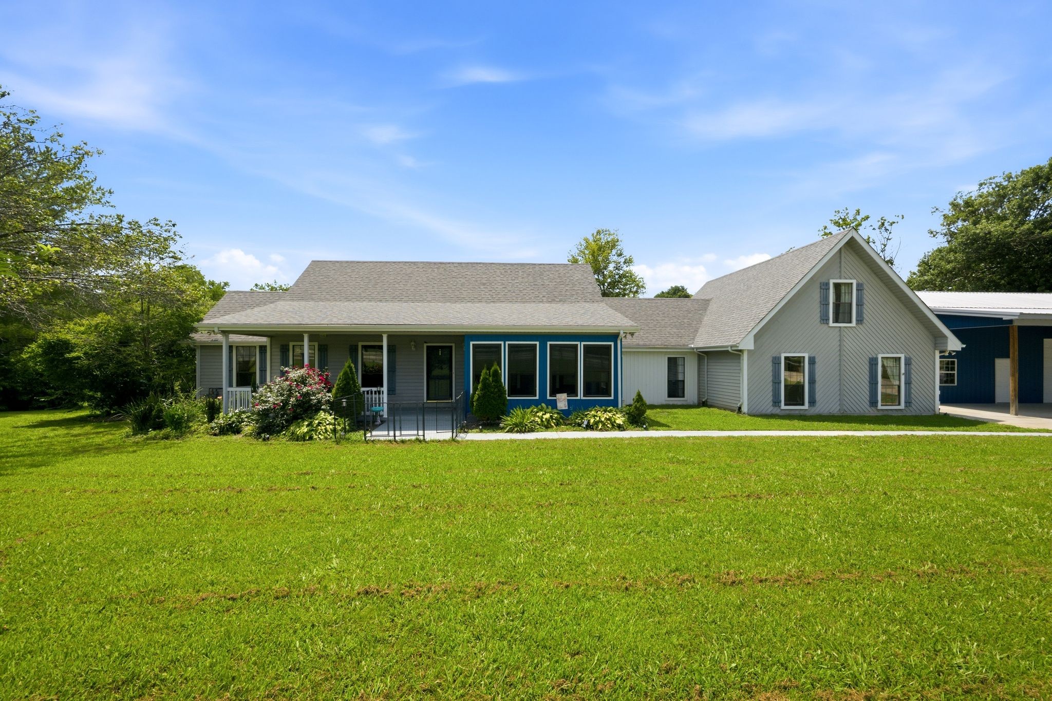 1313 Stayton Rd Property Photo 1