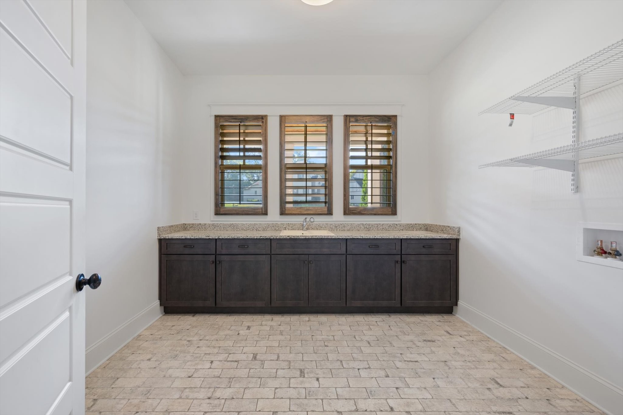 4174 Old Light Cir Property Photo 37