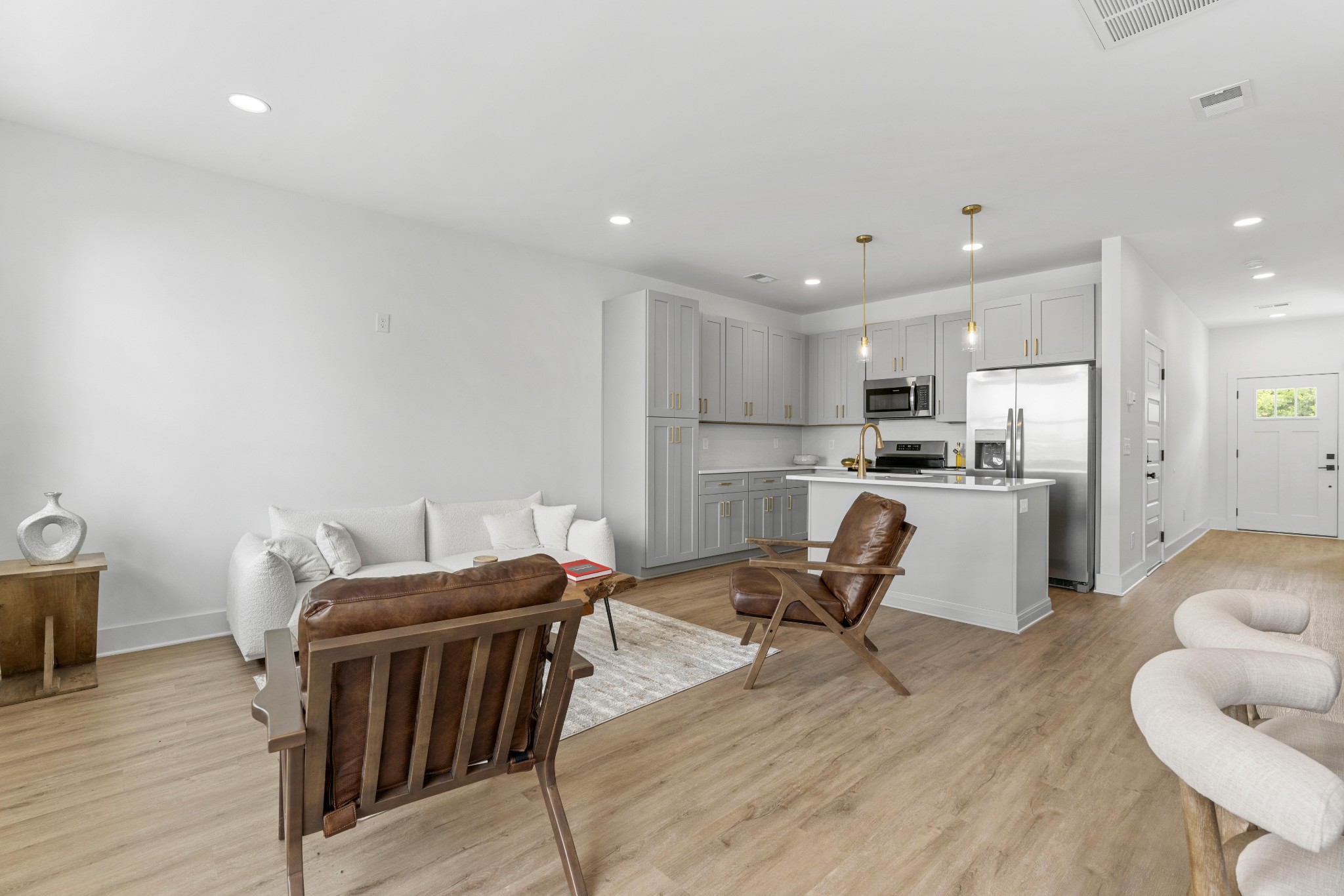 172 High Park Cir Property Photo 12