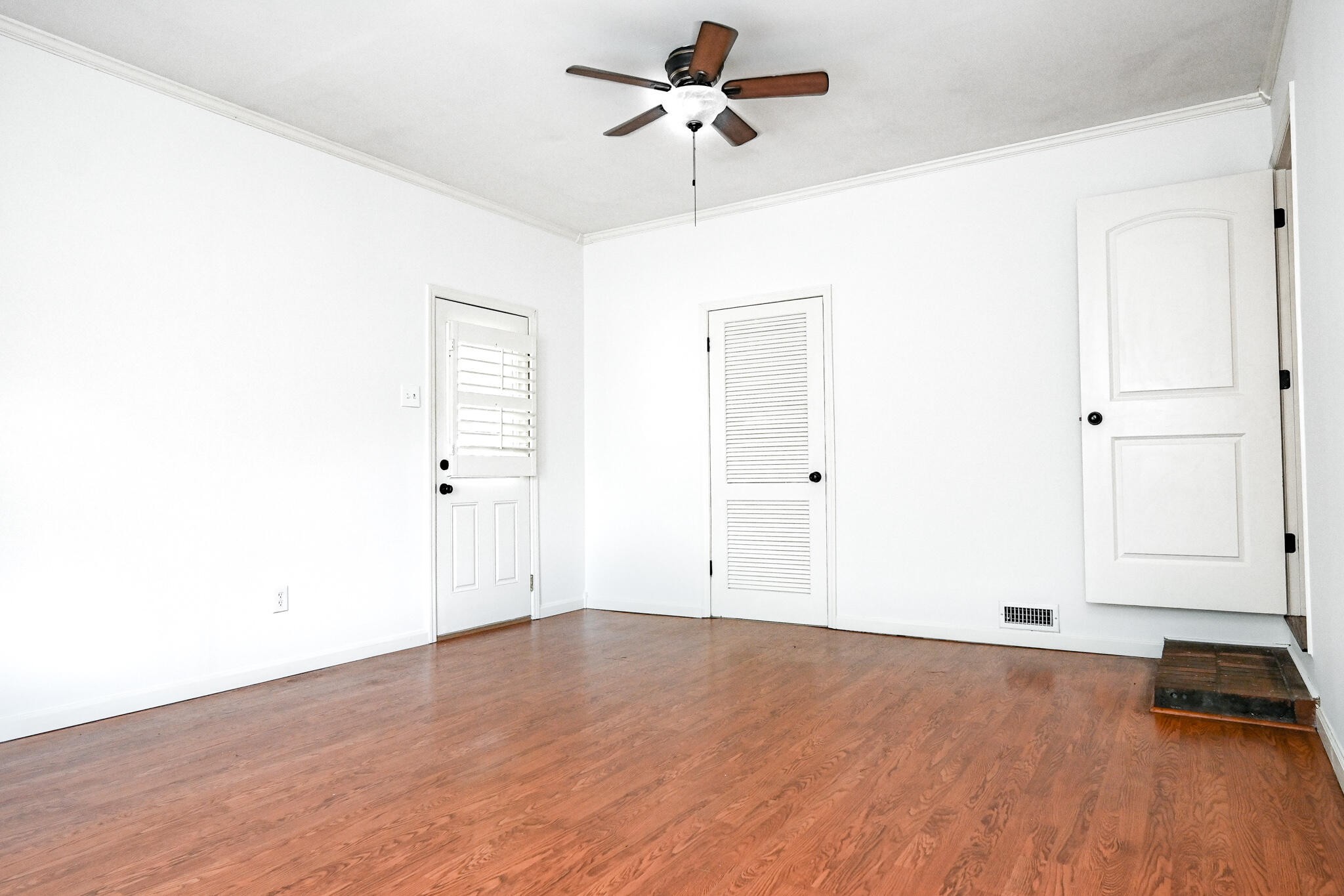 563 18th Street, Nw Property Photo 16