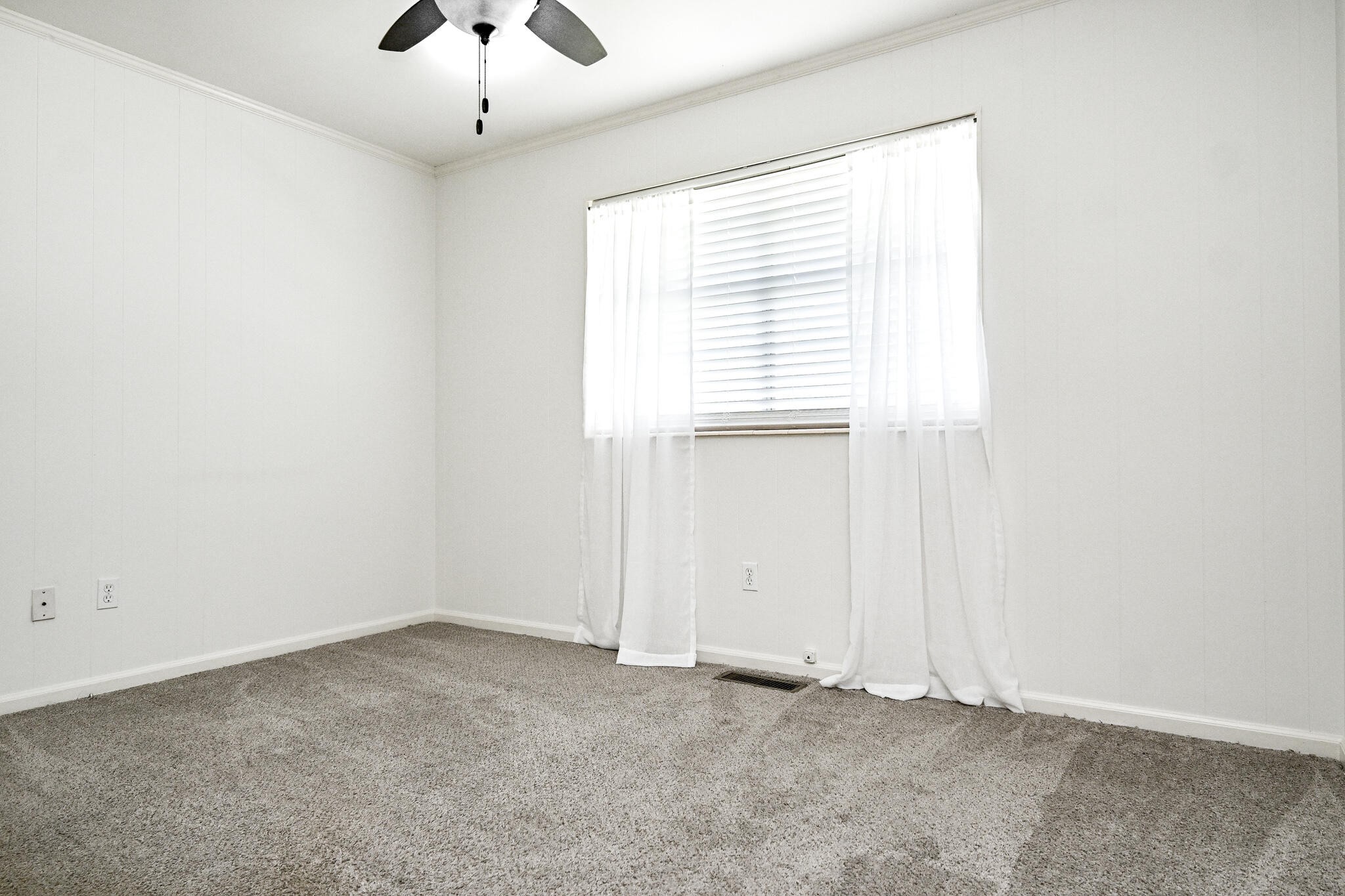 563 18th Street, Nw Property Photo 29