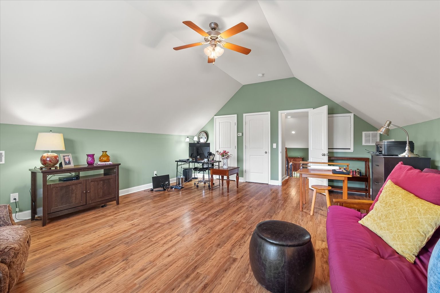 1002 Aenon Cir Property Photo 6