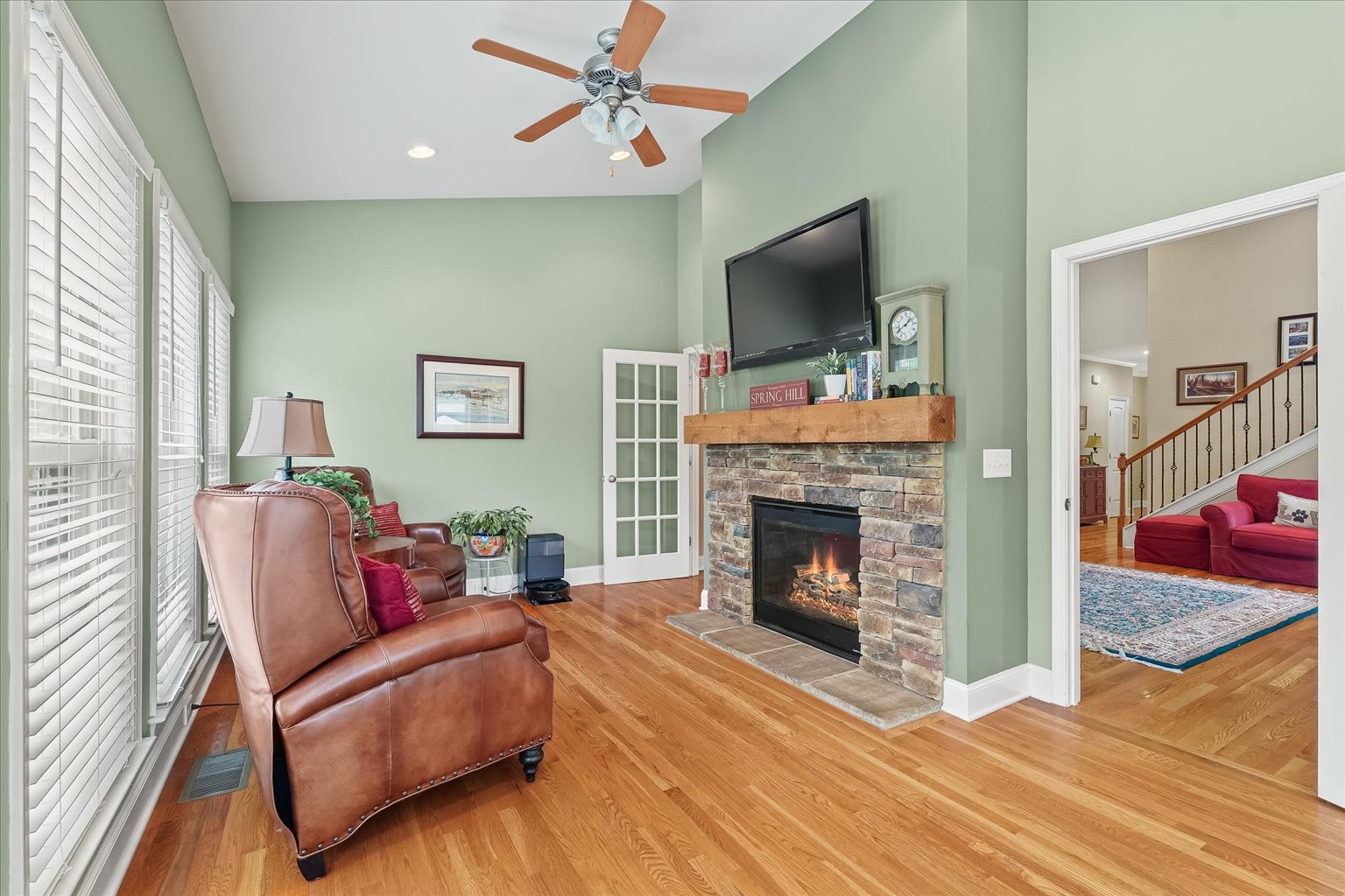 1002 Aenon Cir Property Photo 7