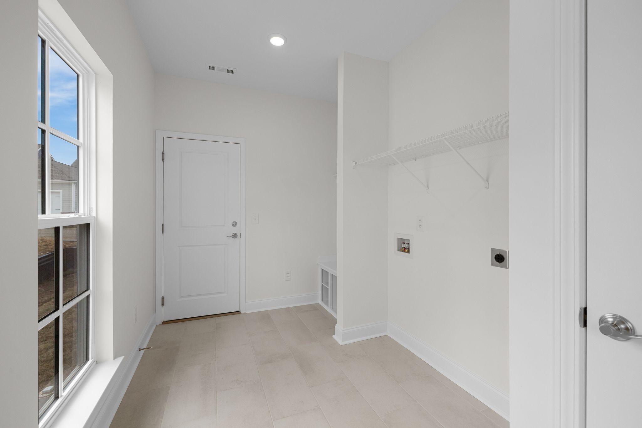 327 Caxton Alley Property Photo 20