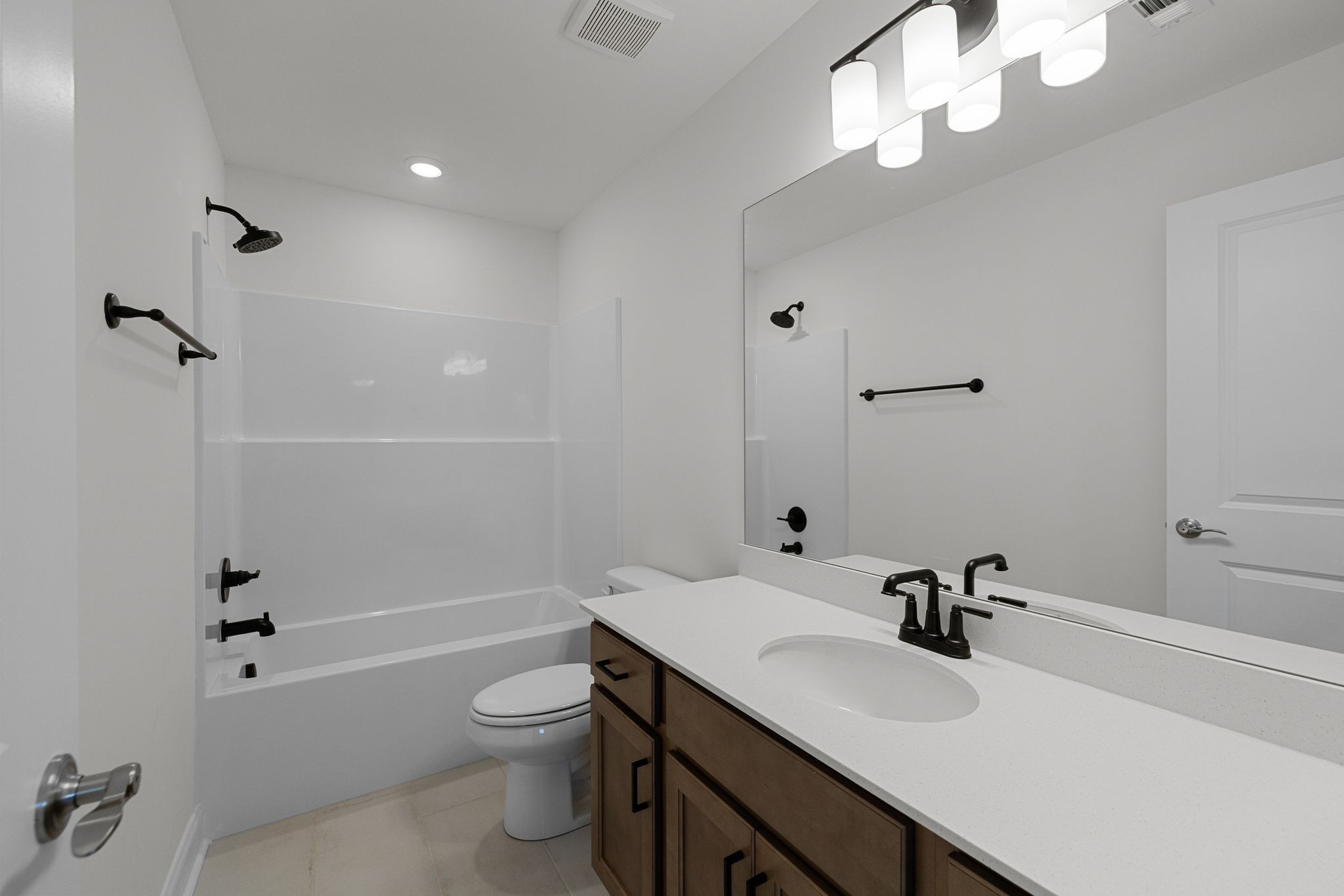 327 Caxton Alley Property Photo 25