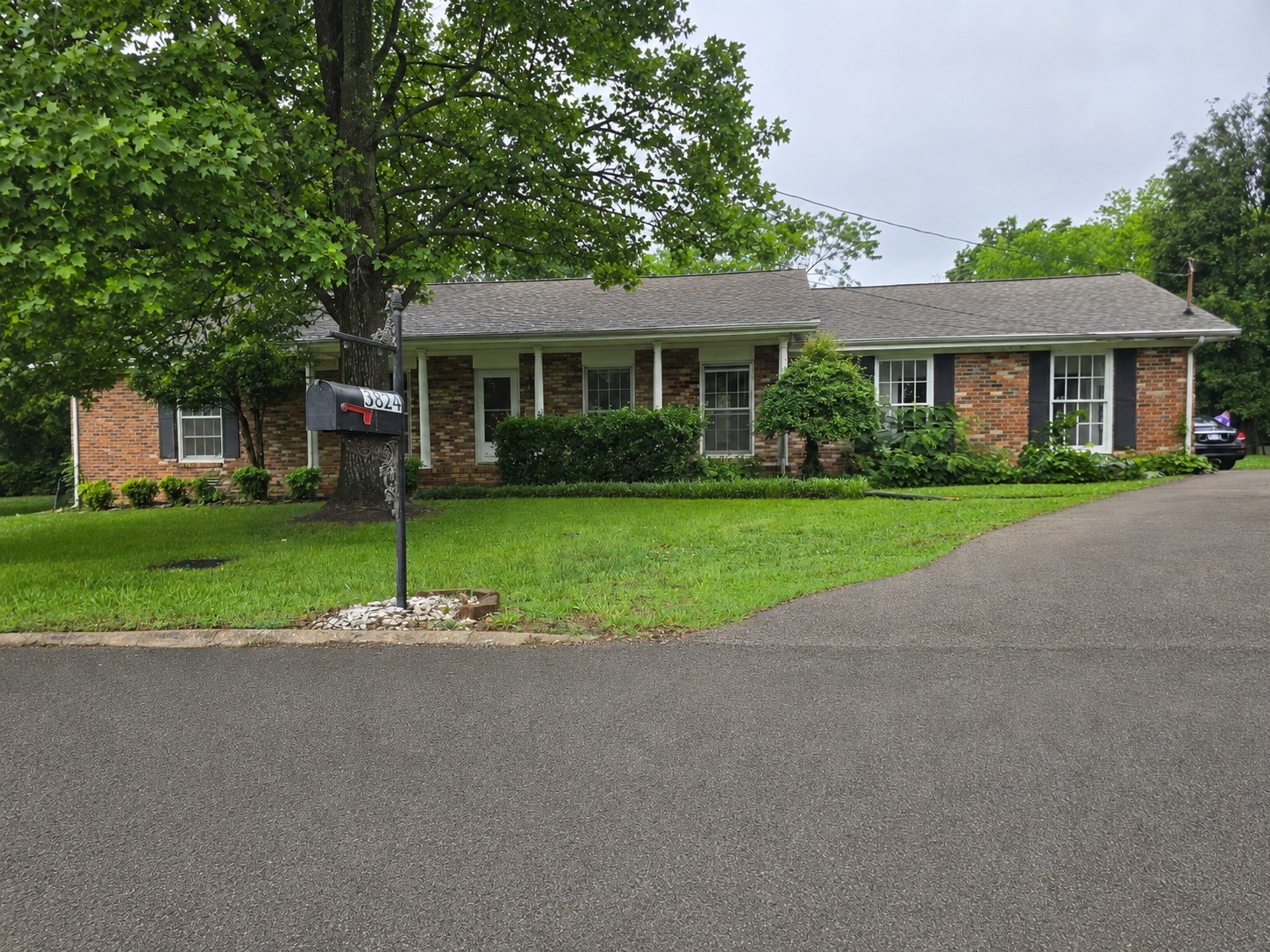 3824 Lake Aire Ct Property Photo 1