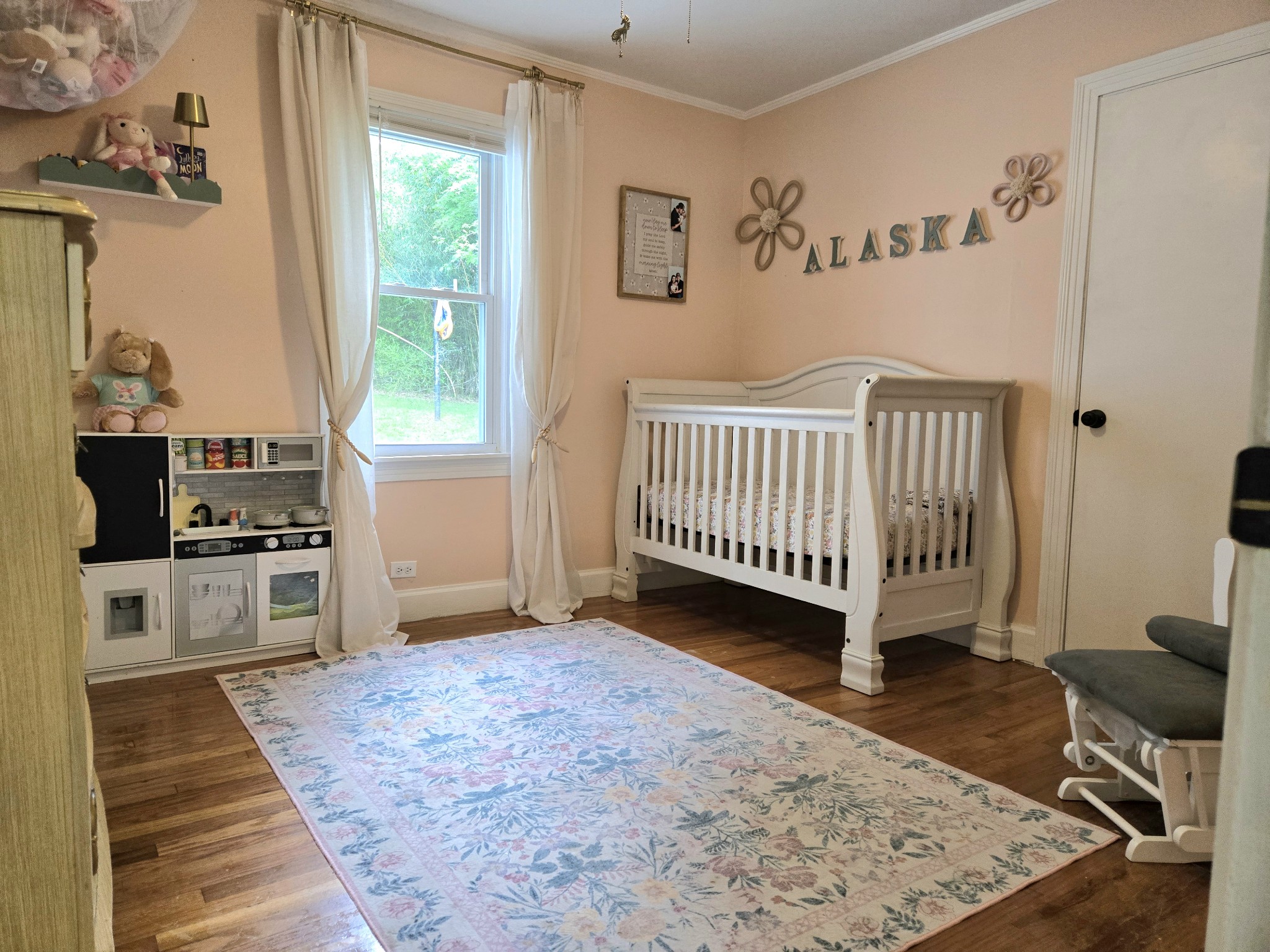90 Wren Ave Property Photo 11