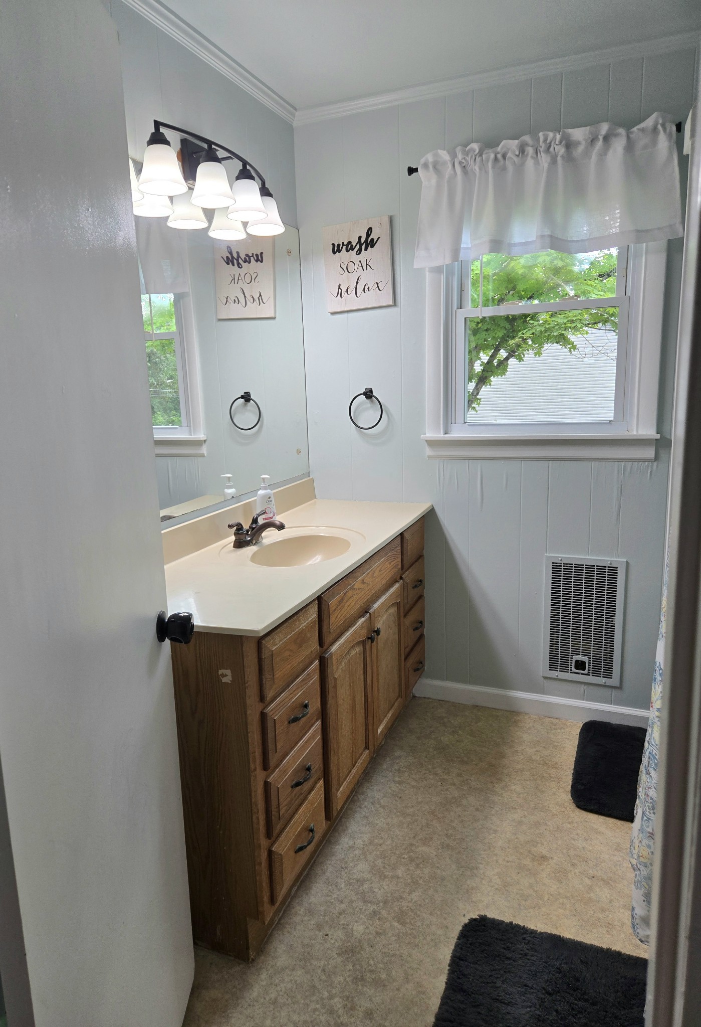90 Wren Ave Property Photo 12