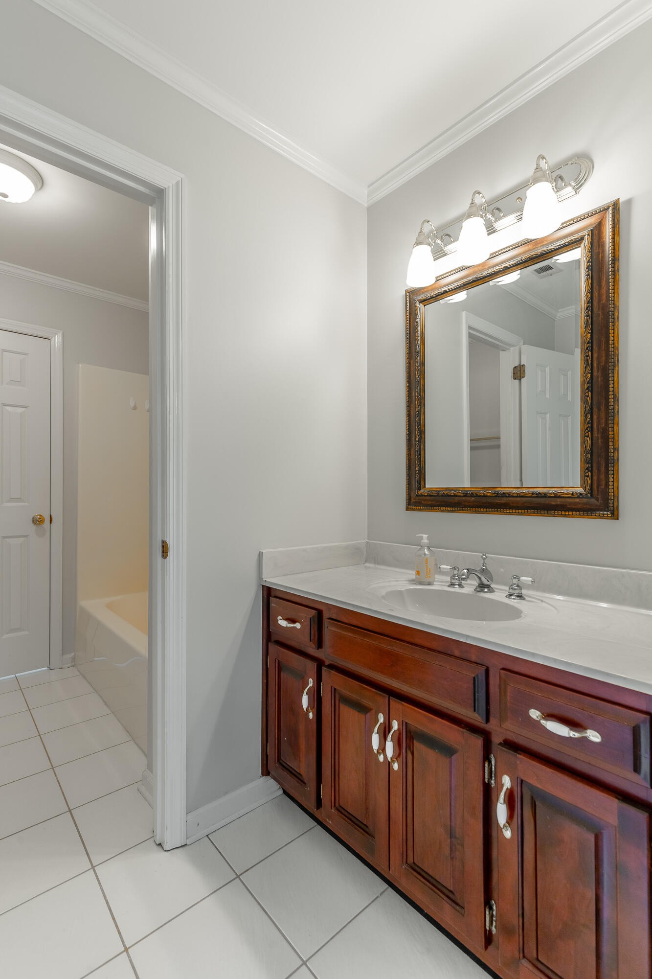 44 S Links Drive Property Photo 43