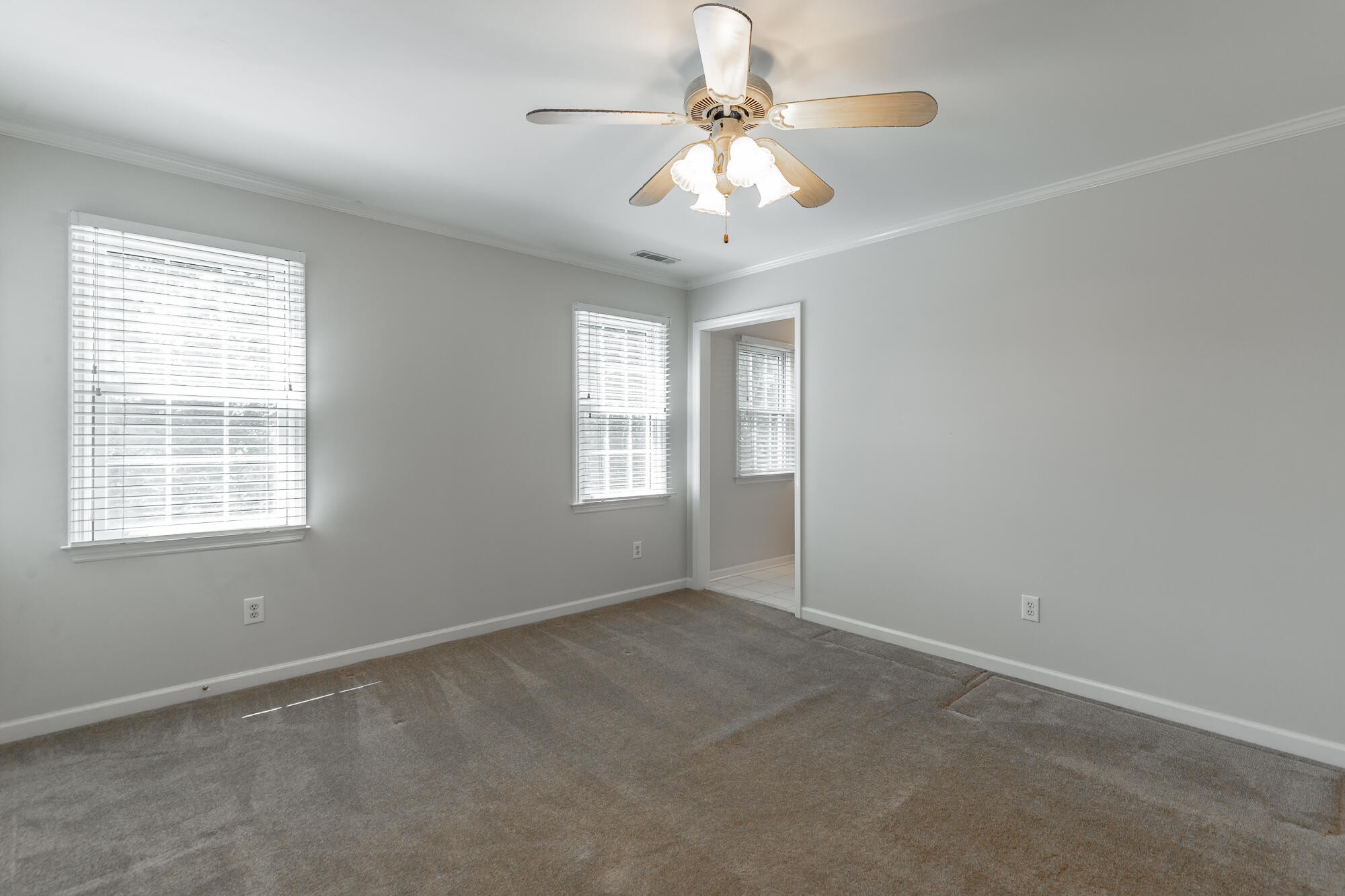 44 S Links Drive Property Photo 45