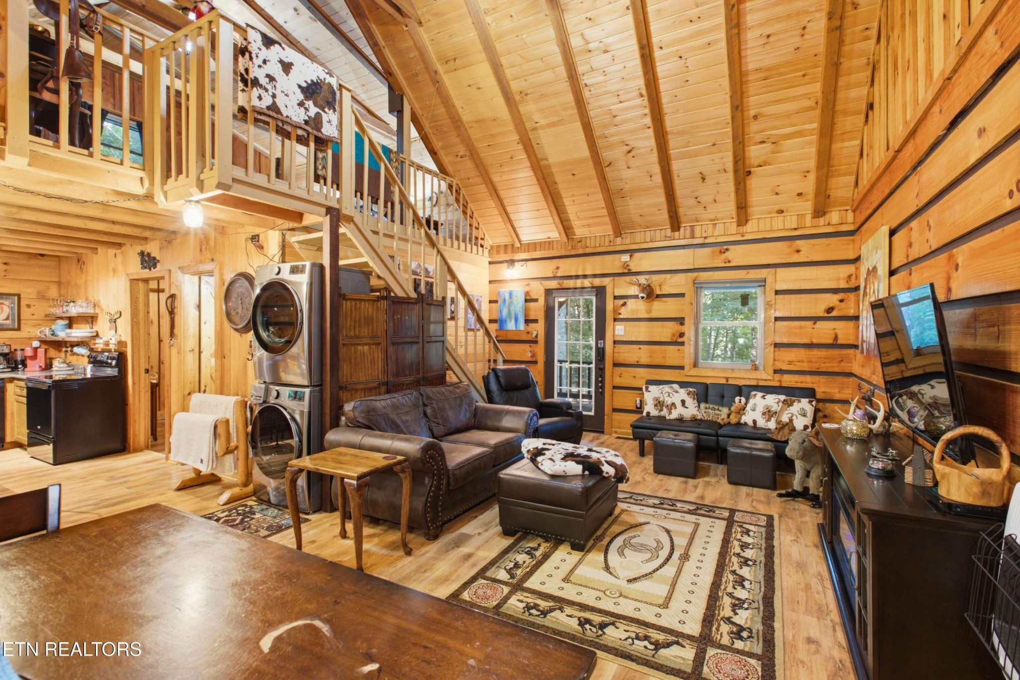 784 Wilderness Tr Property Photo 4