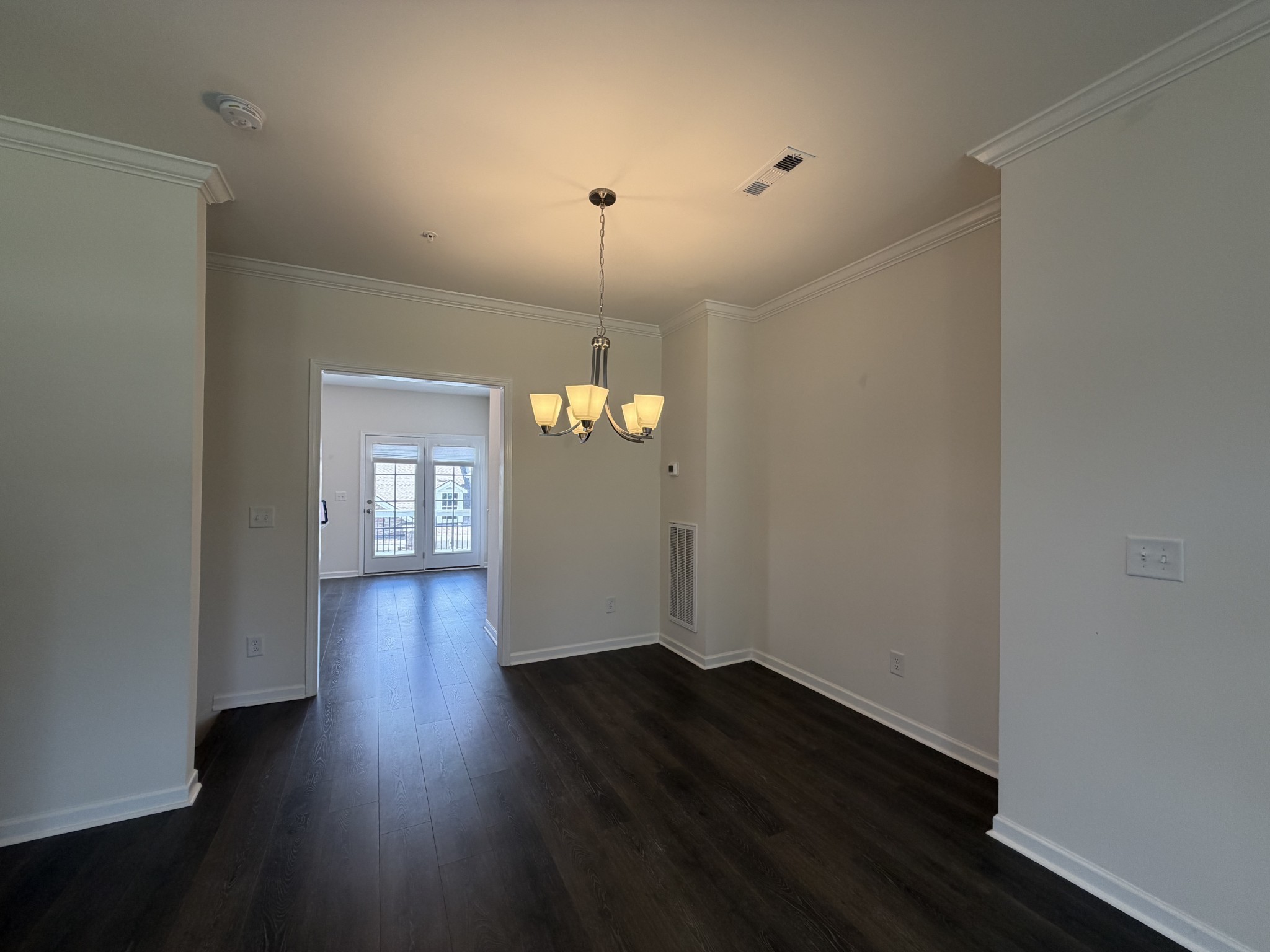 200 Kinsale Dr Property Photo 8
