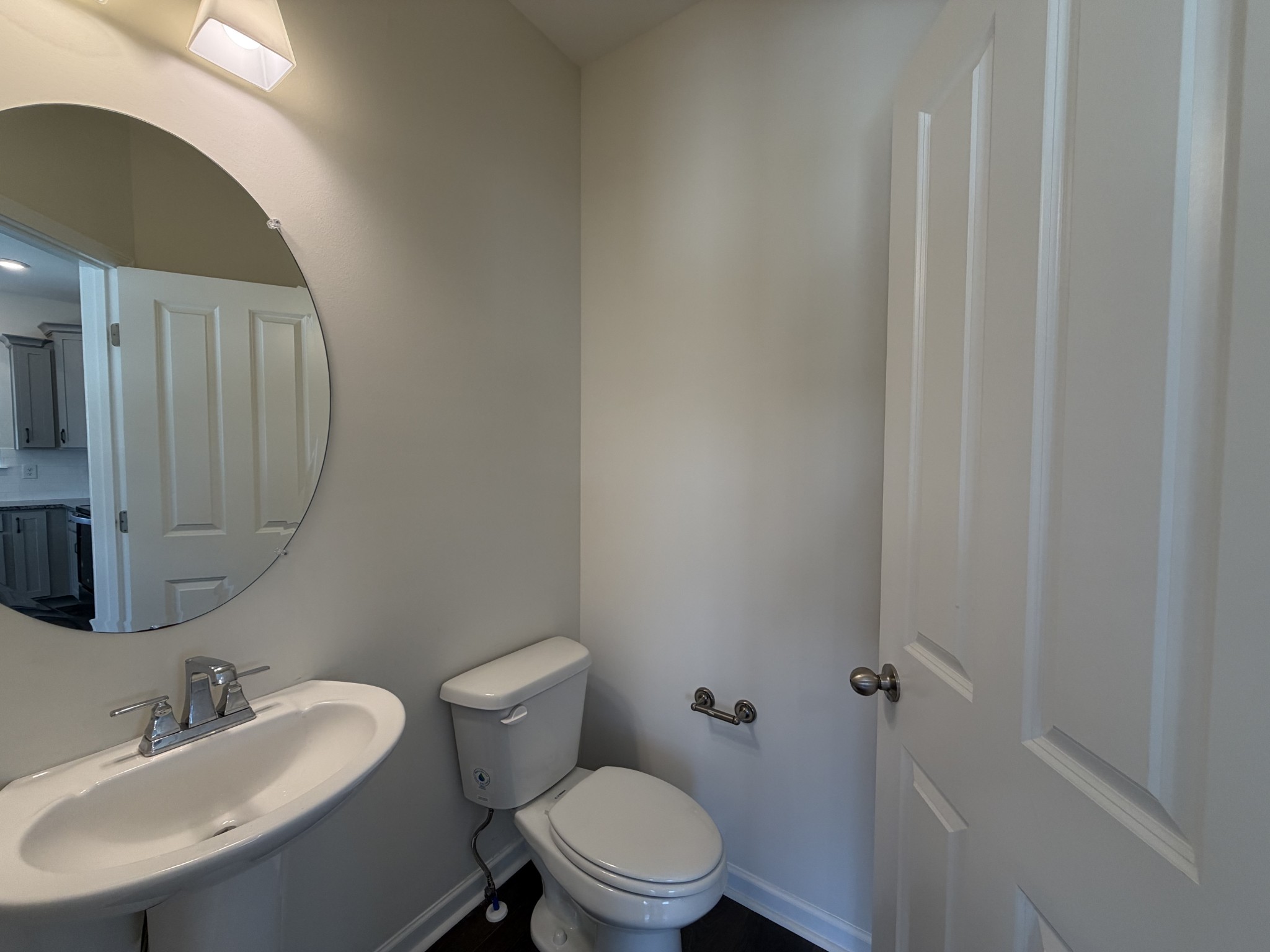 200 Kinsale Dr Property Photo 9
