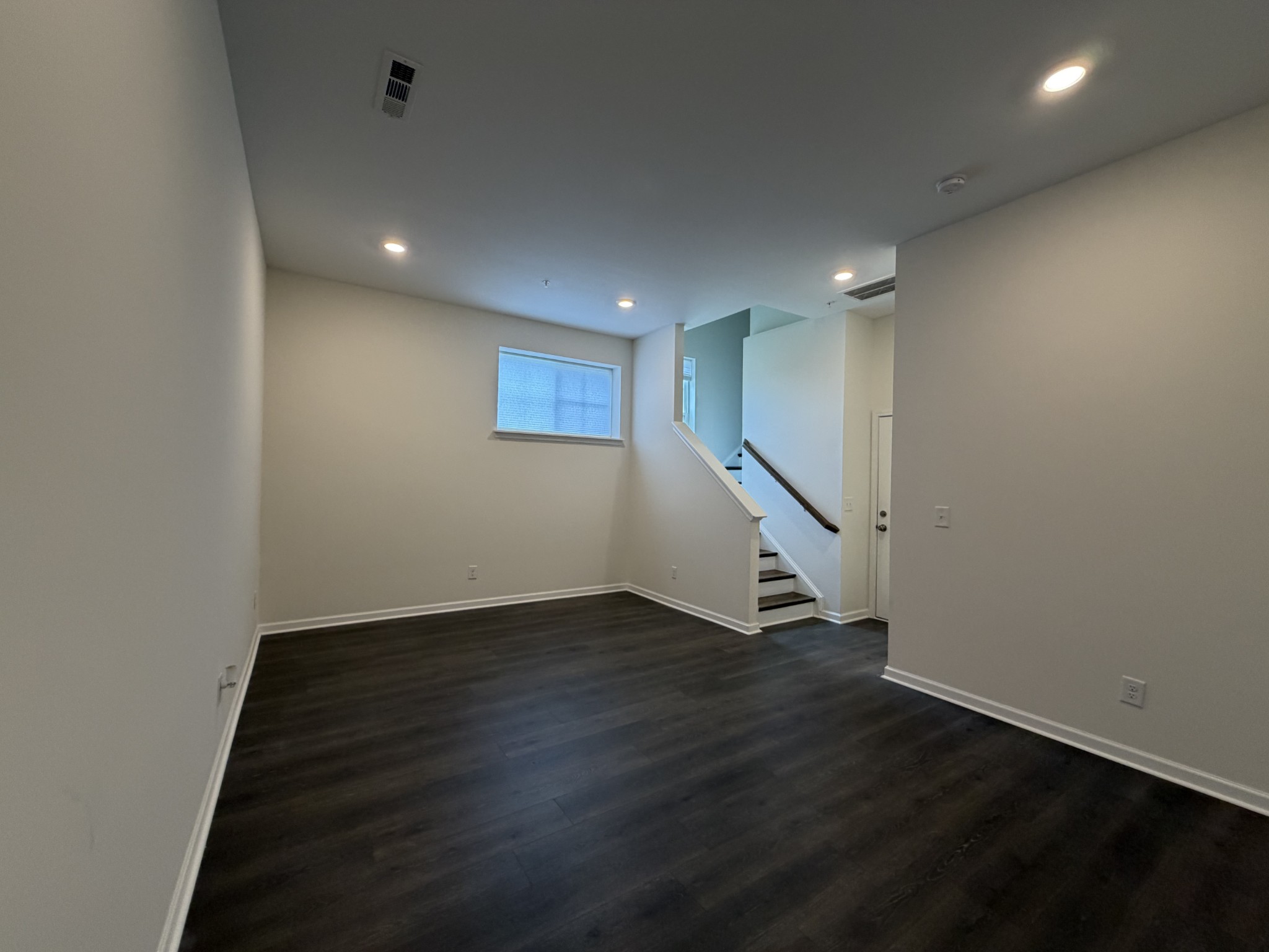 200 Kinsale Dr Property Photo 17