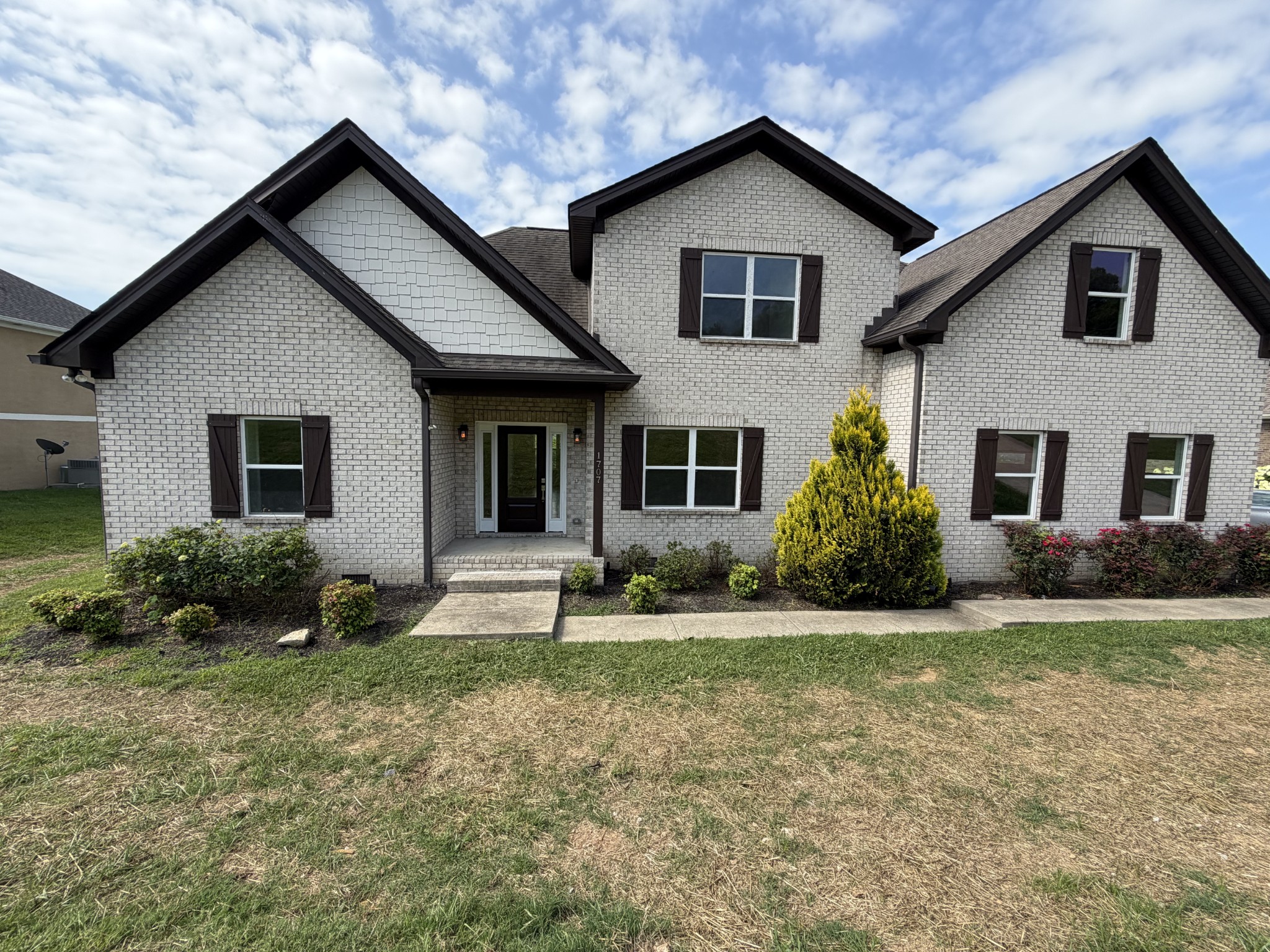 1707 Aster Dr Property Photo 1