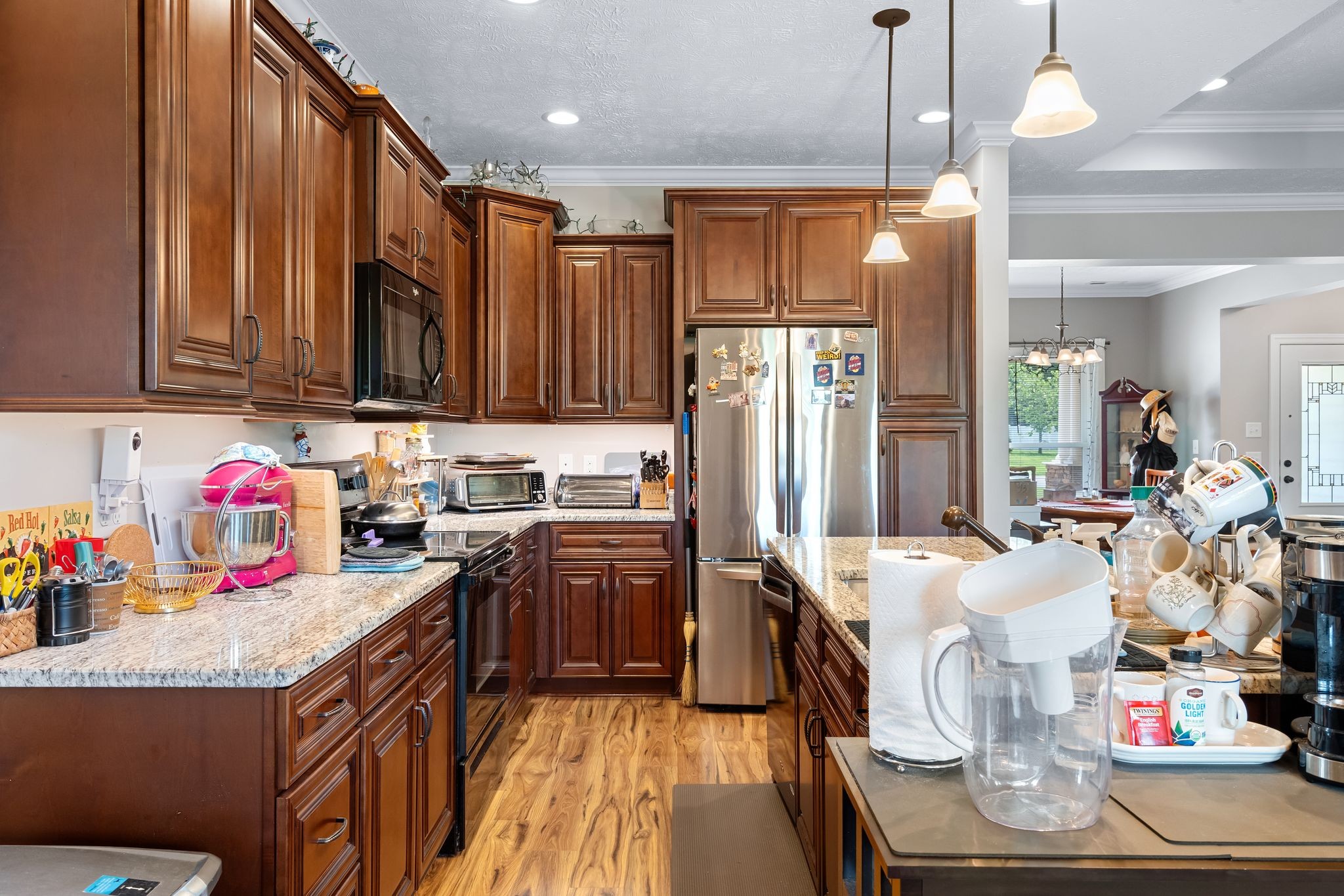 669 Laurel Ln Property Photo 15