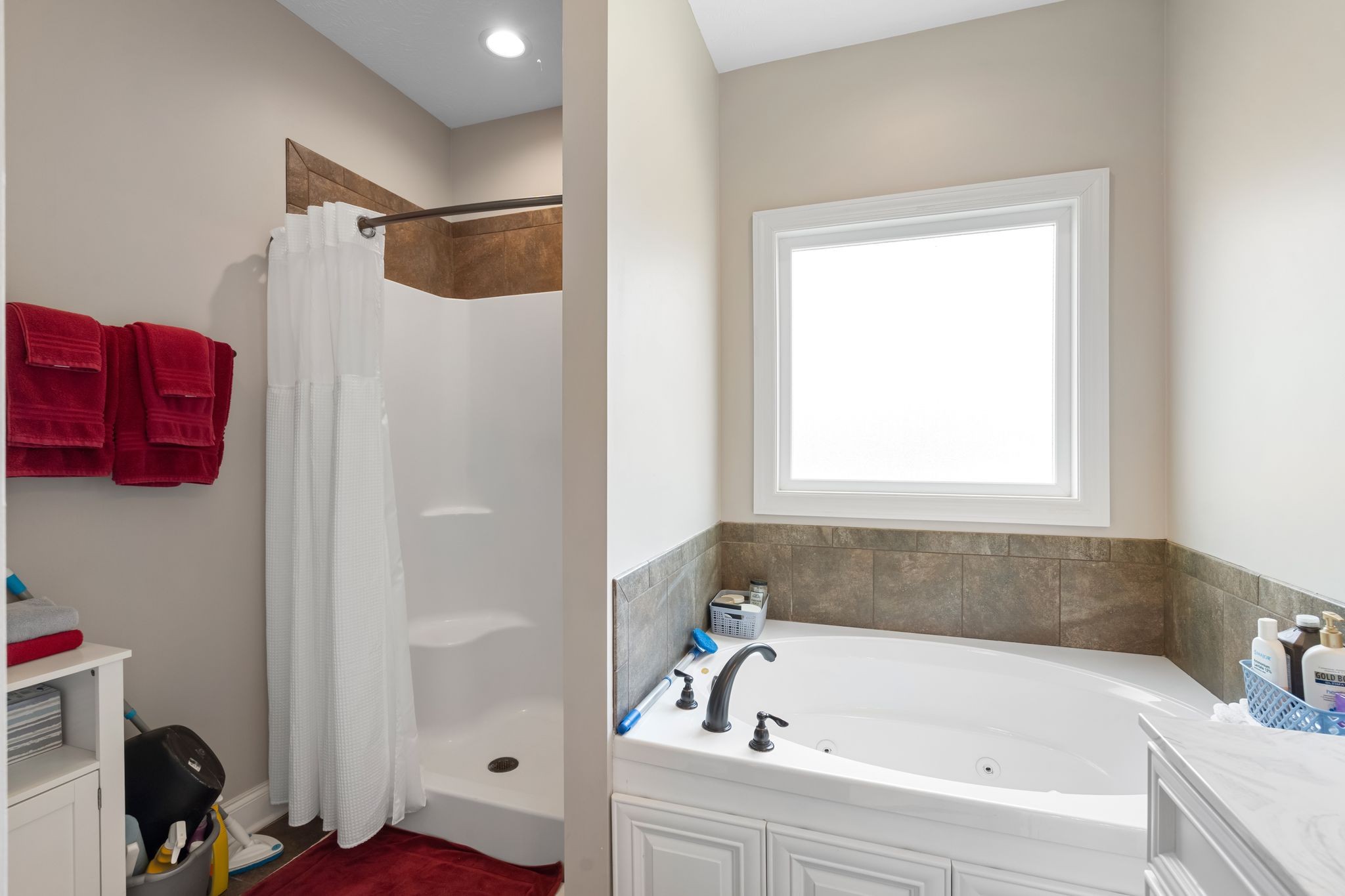 669 Laurel Ln Property Photo 25