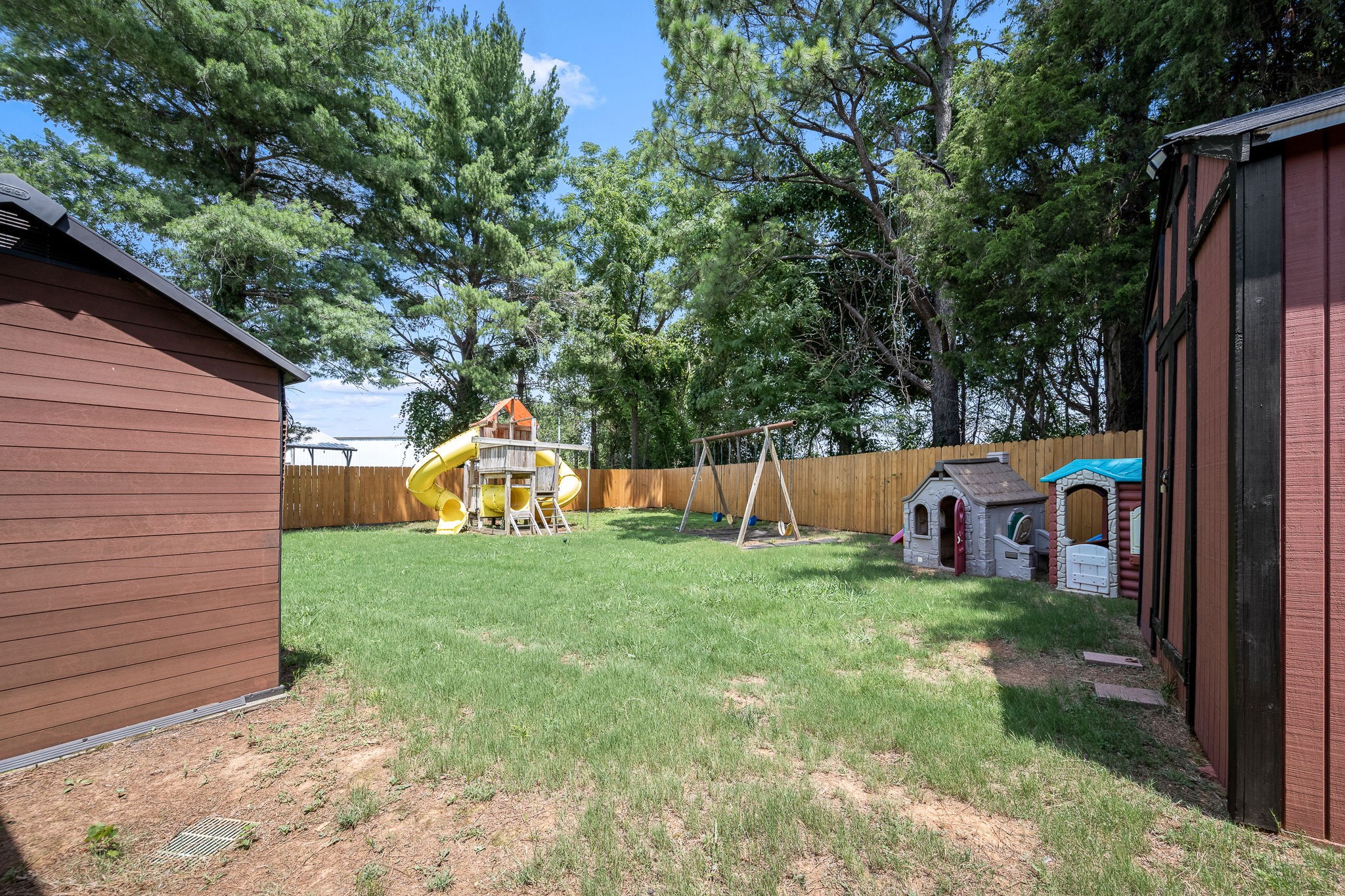 229 River Rock Blvd Property Photo 44