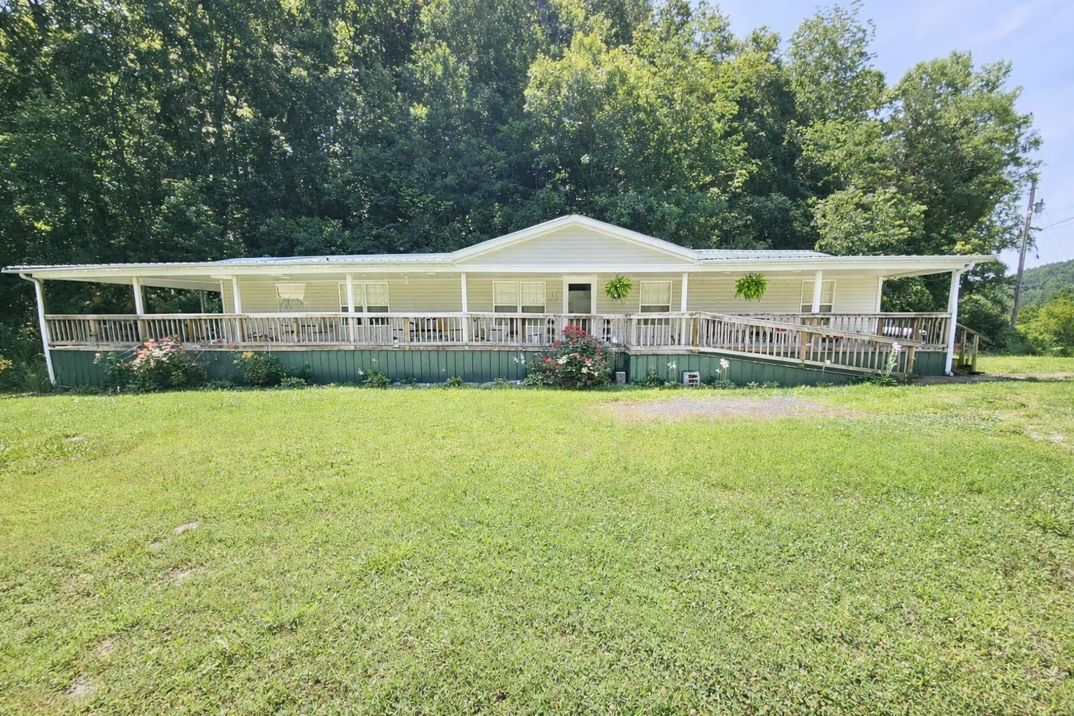1142 Trace Creek Rd Property Photo 1