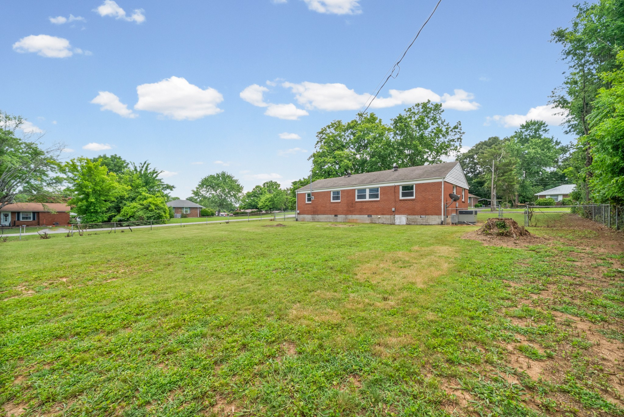 9 Lealand Drive Property Photo 1