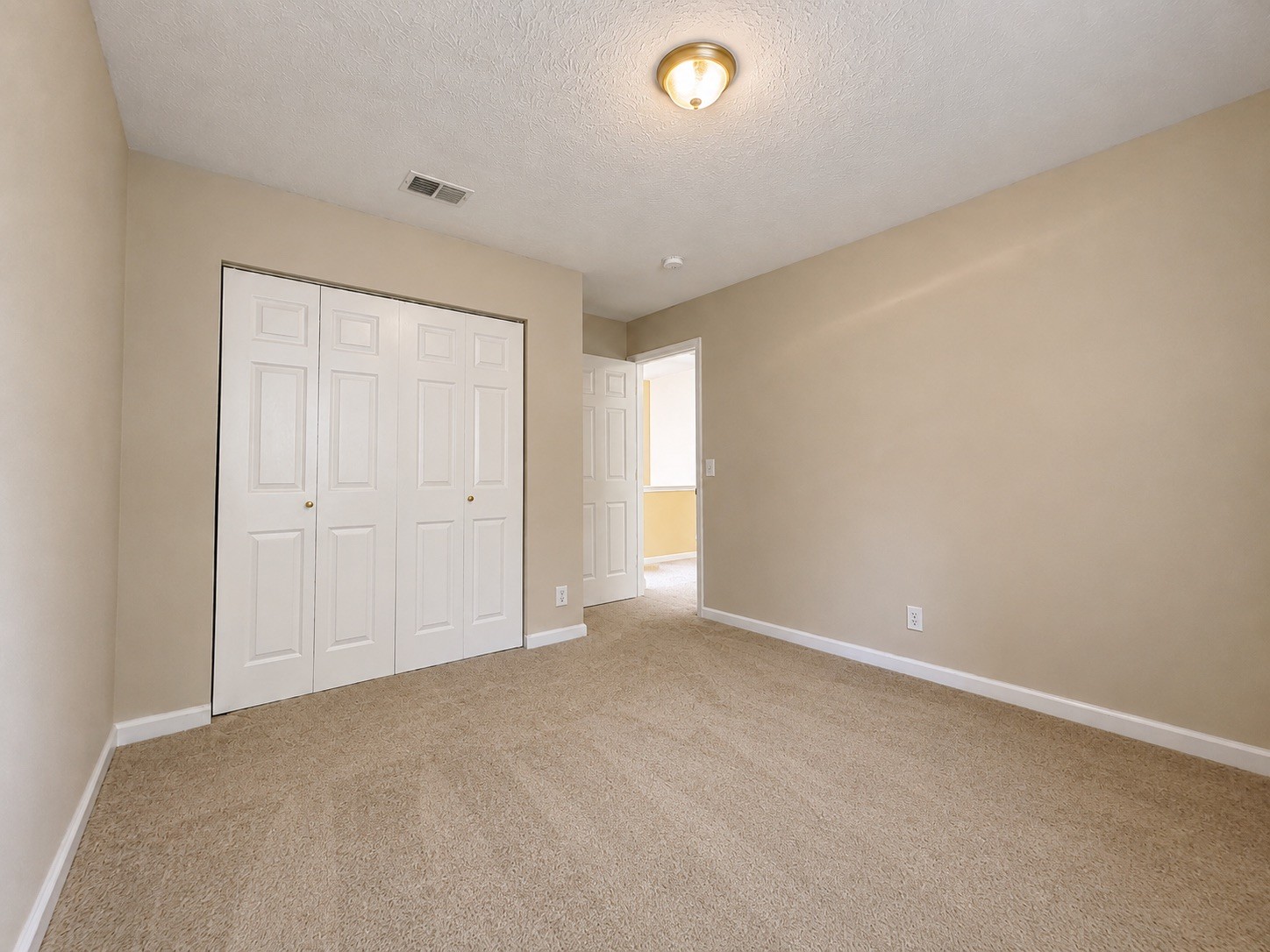 1011 Bradford Park Rd Property Photo 7