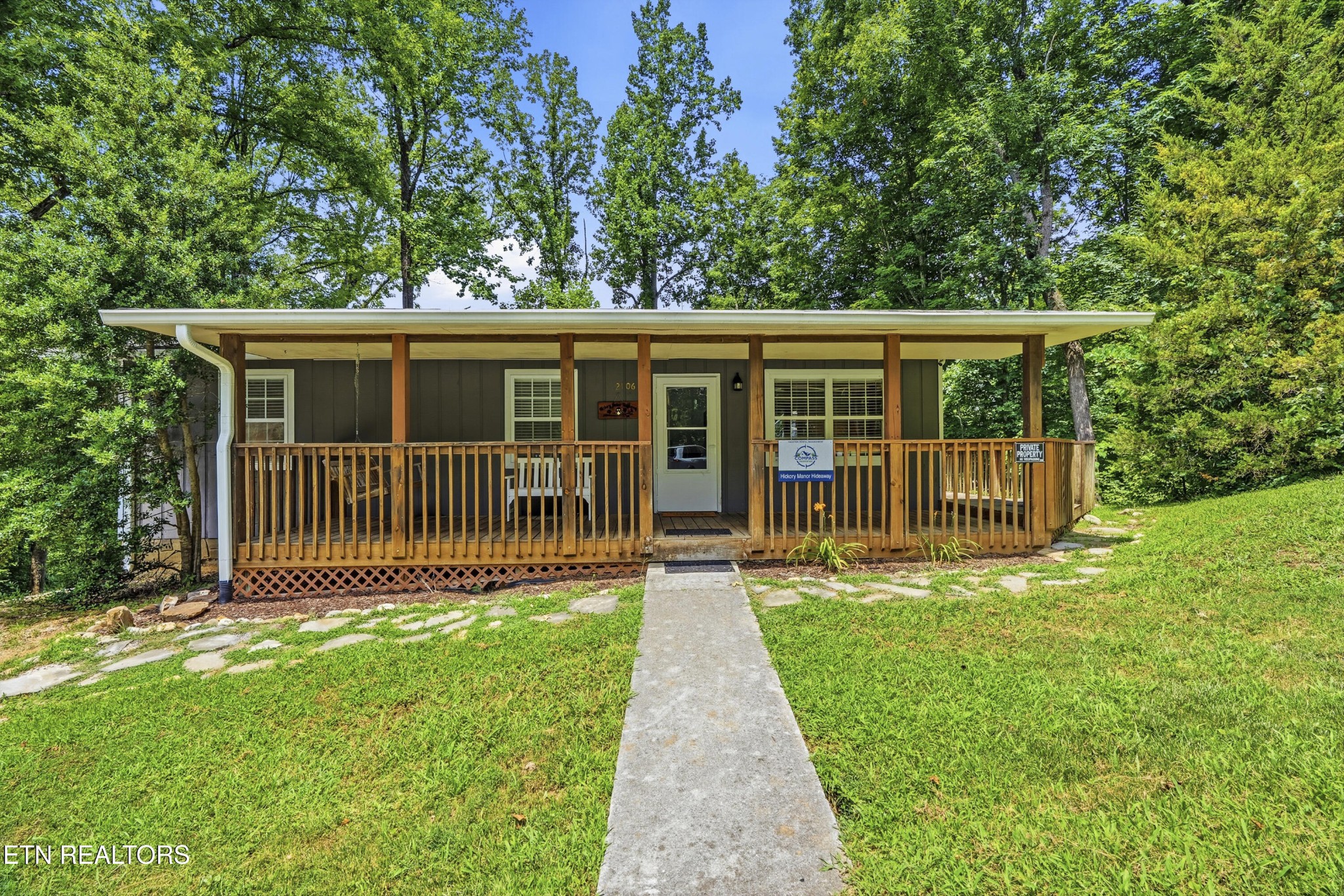 2106 Hickory Manor Rd