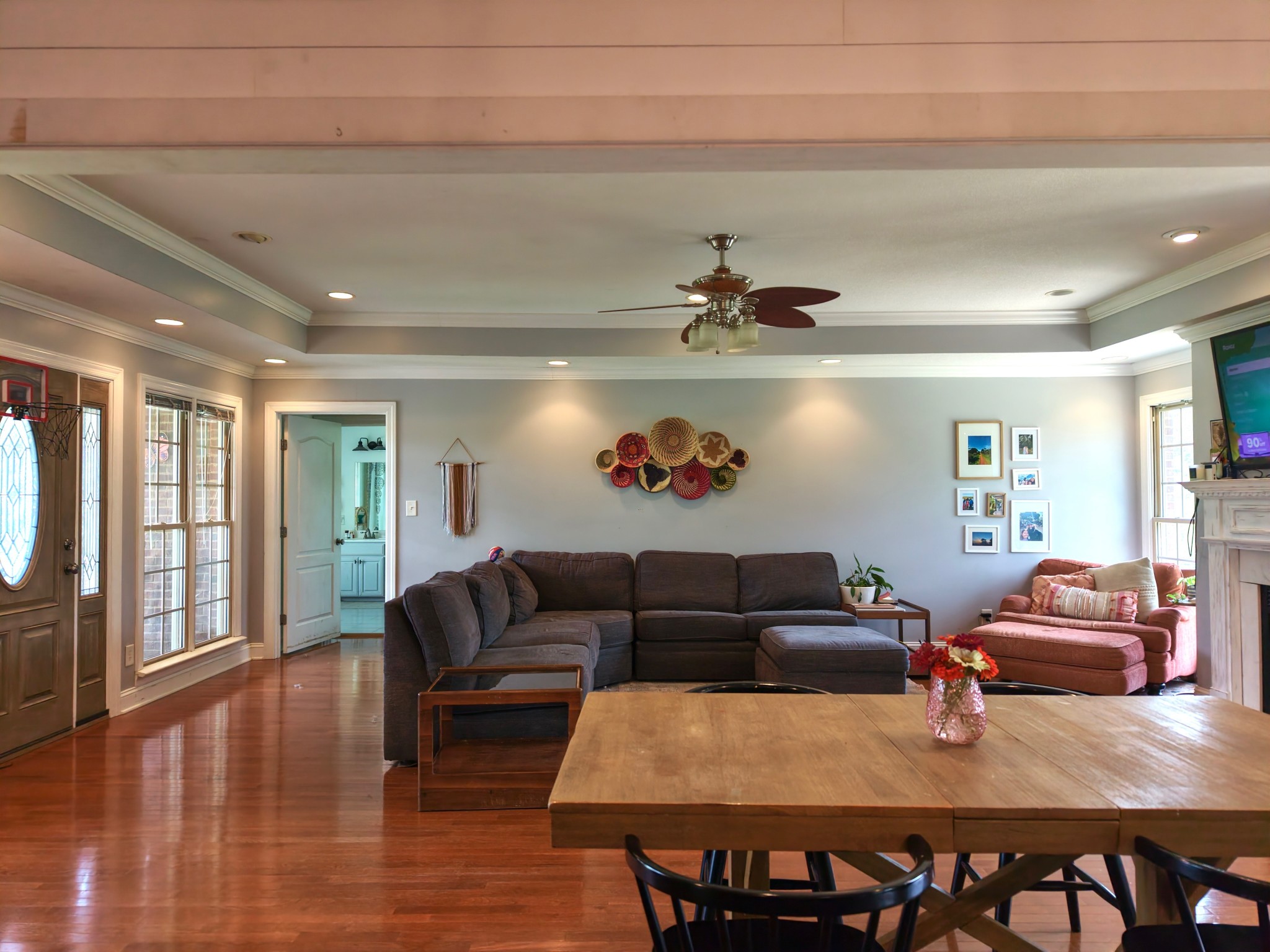 410 Eells St Property Photo 6