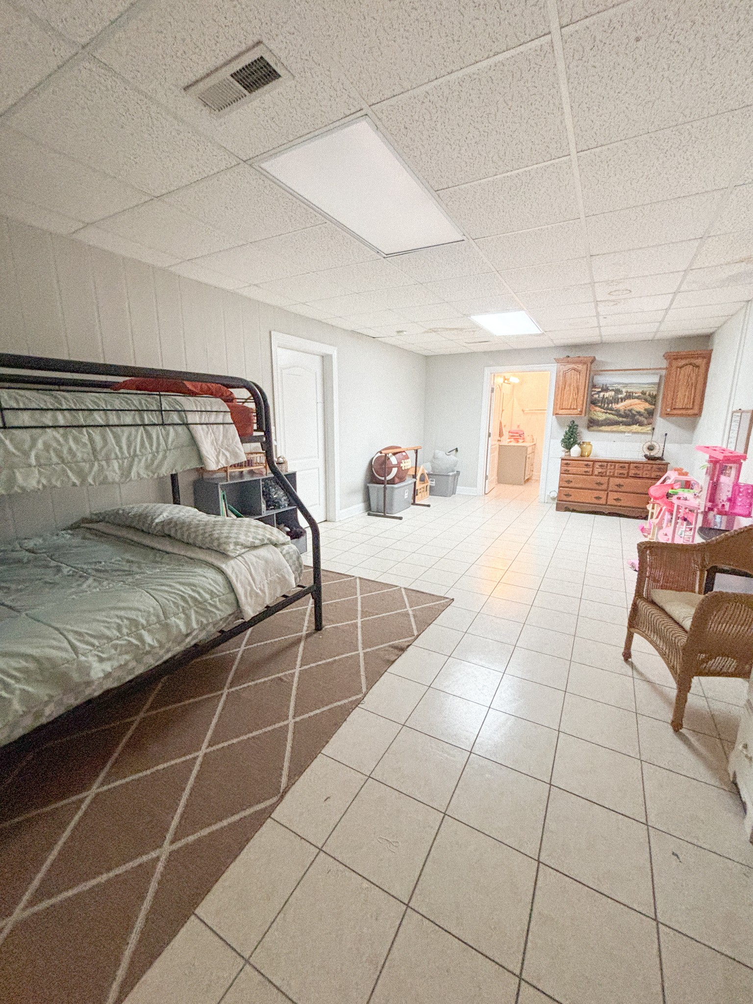 410 Eells St Property Photo 33