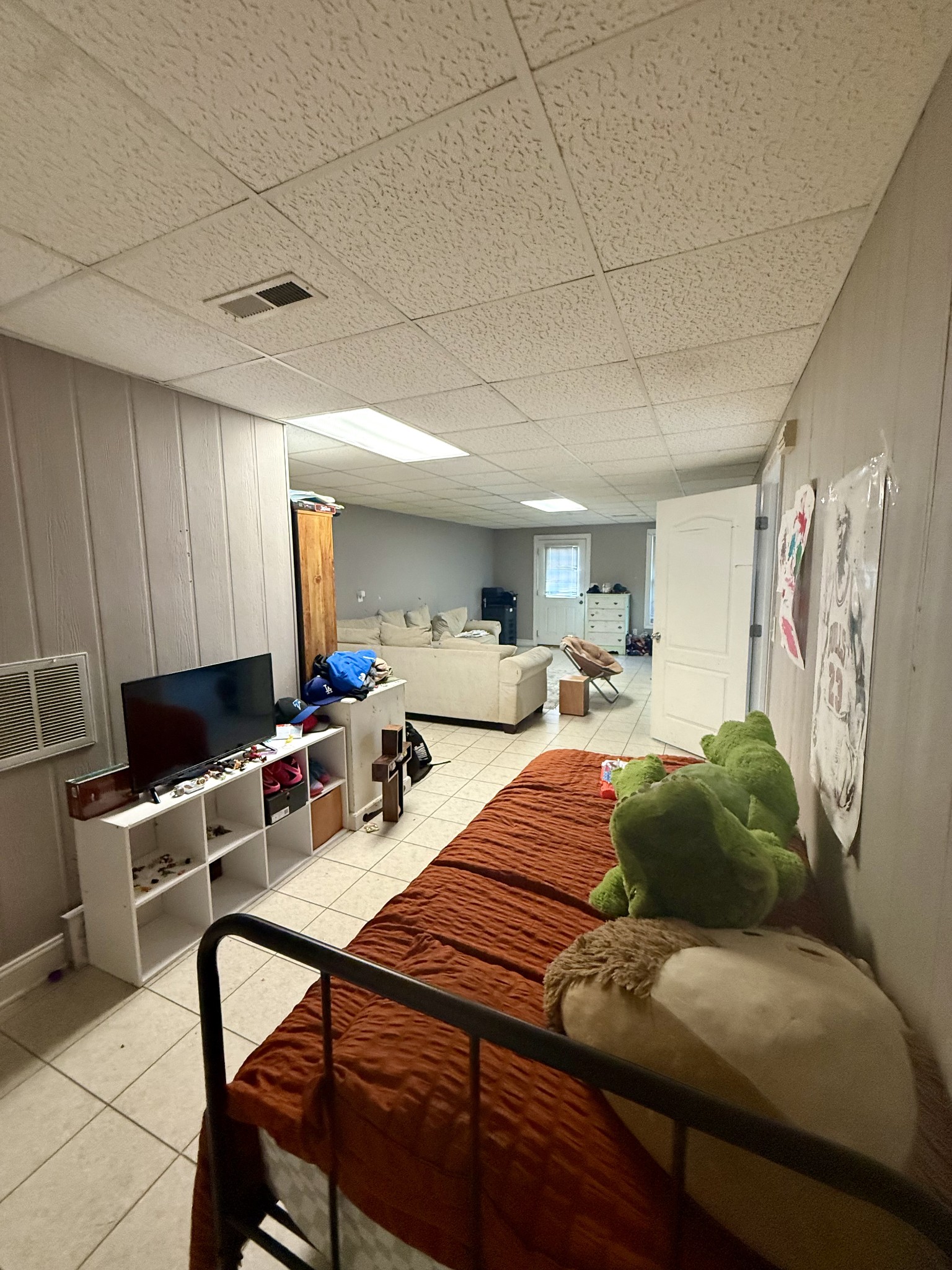 410 Eells St Property Photo 34