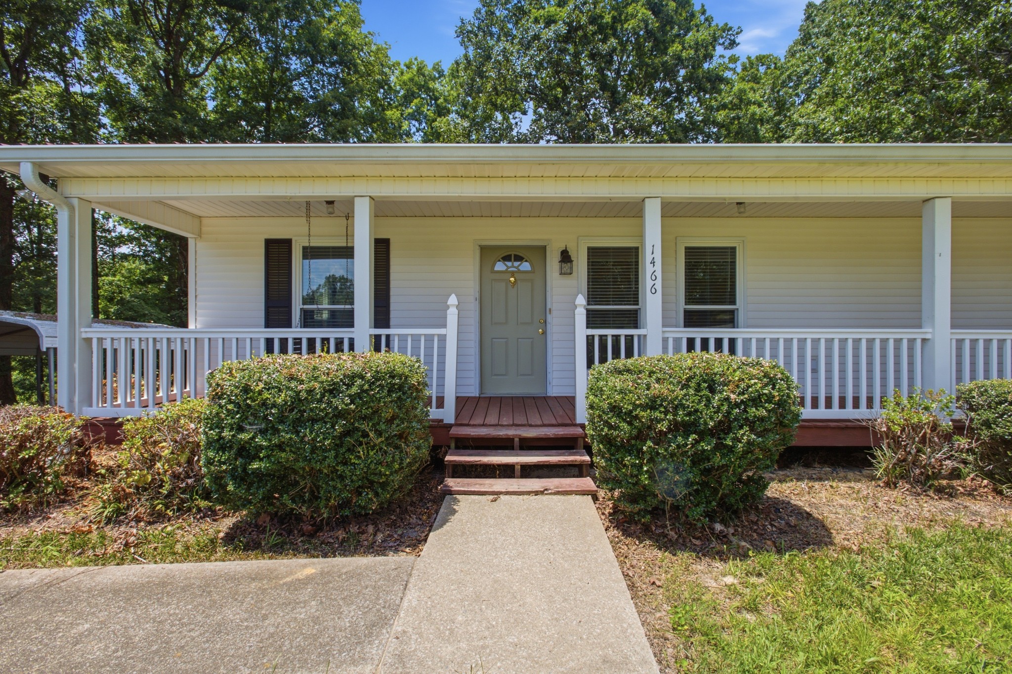 1466 W Grab Creek Rd Property Photo 4